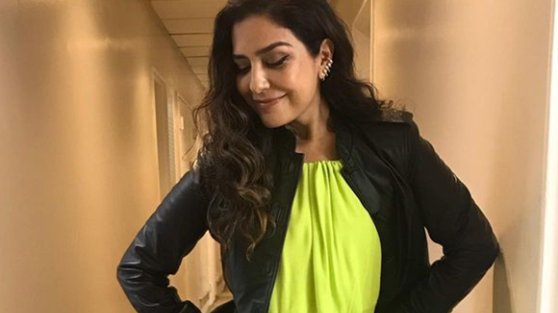 Aos 52 anos, Letícia Sabatella revela que passou por procedimento estético: “Me rendi”