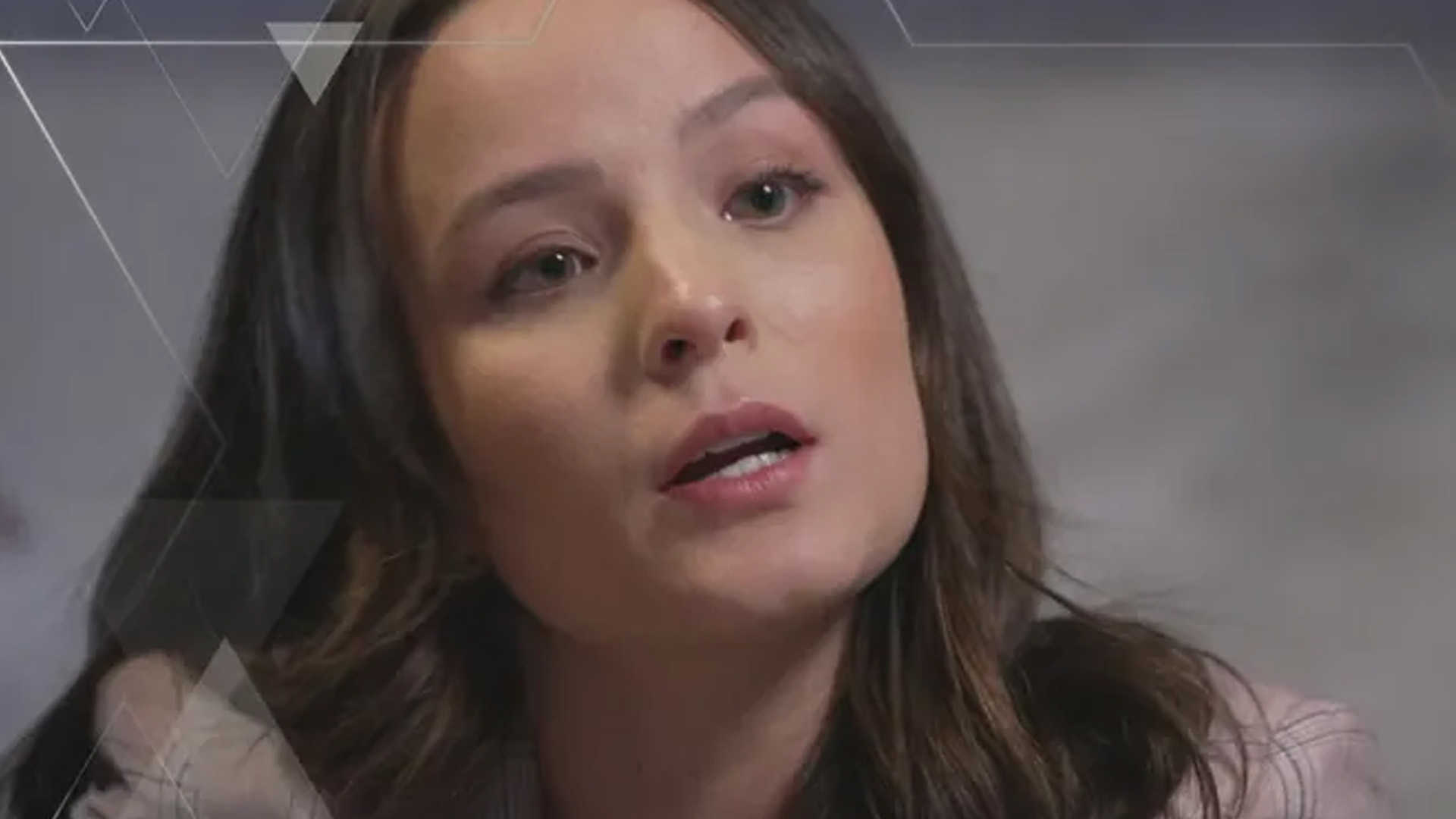 Em áudio inédito no ‘Fantástico’, Larissa Manoela implora ao pai por dinheiro: “Transferência”