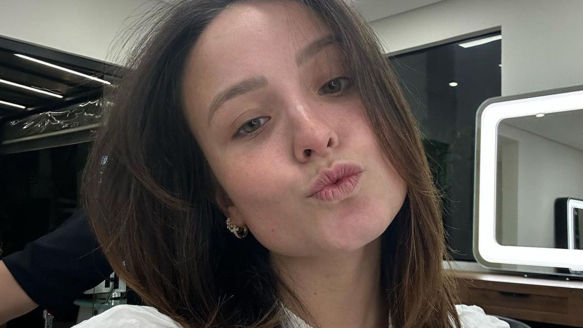 Larissa Manoela reaparece com desabafo após rompimento com os pais: “A vida segue”