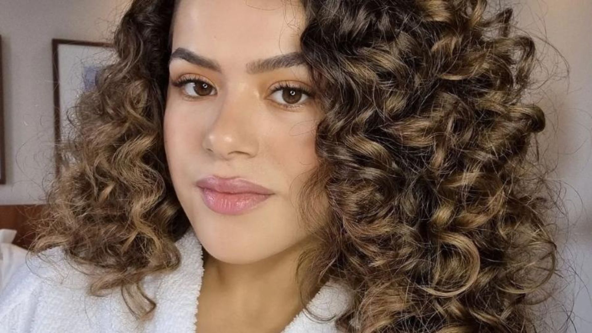 Maisa Silva fala pela primeira vez sobre incêndio: “Nossas vidas são preciosas”