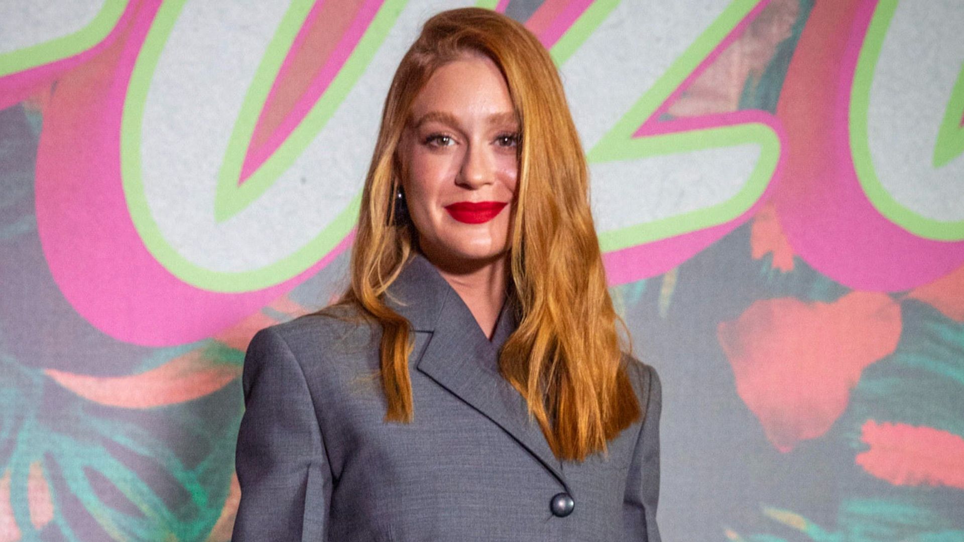 Marina Ruy Barbosa se diverte com primeira vilã em ‘Fuzuê’: “Ela é muito absurda!”