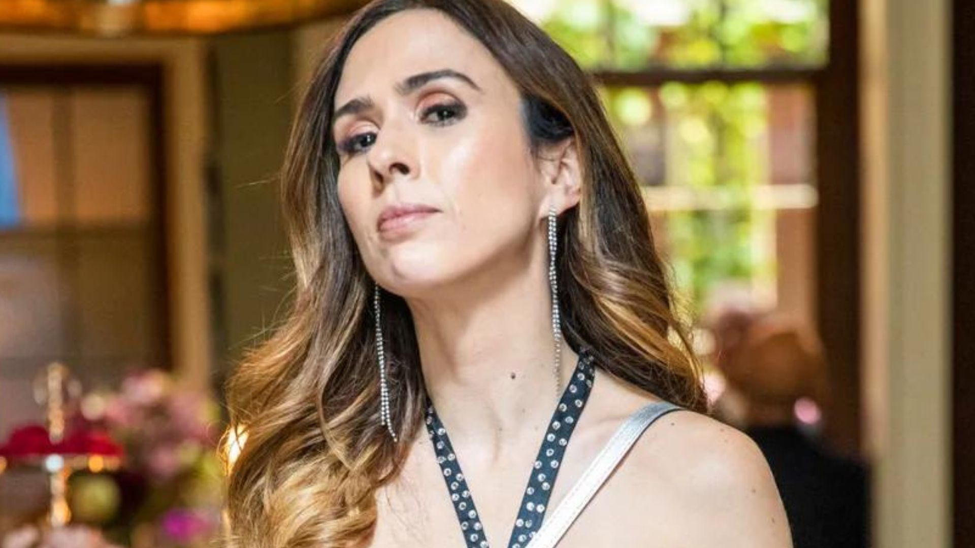 Tatá Werneck se revolta e rebate forte acusação de internauta: “No seu c*”