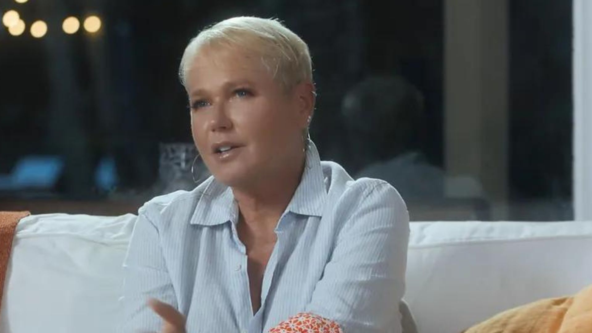 Por que Xuxa toma 4 banhos por dia e se esfrega até machucar?