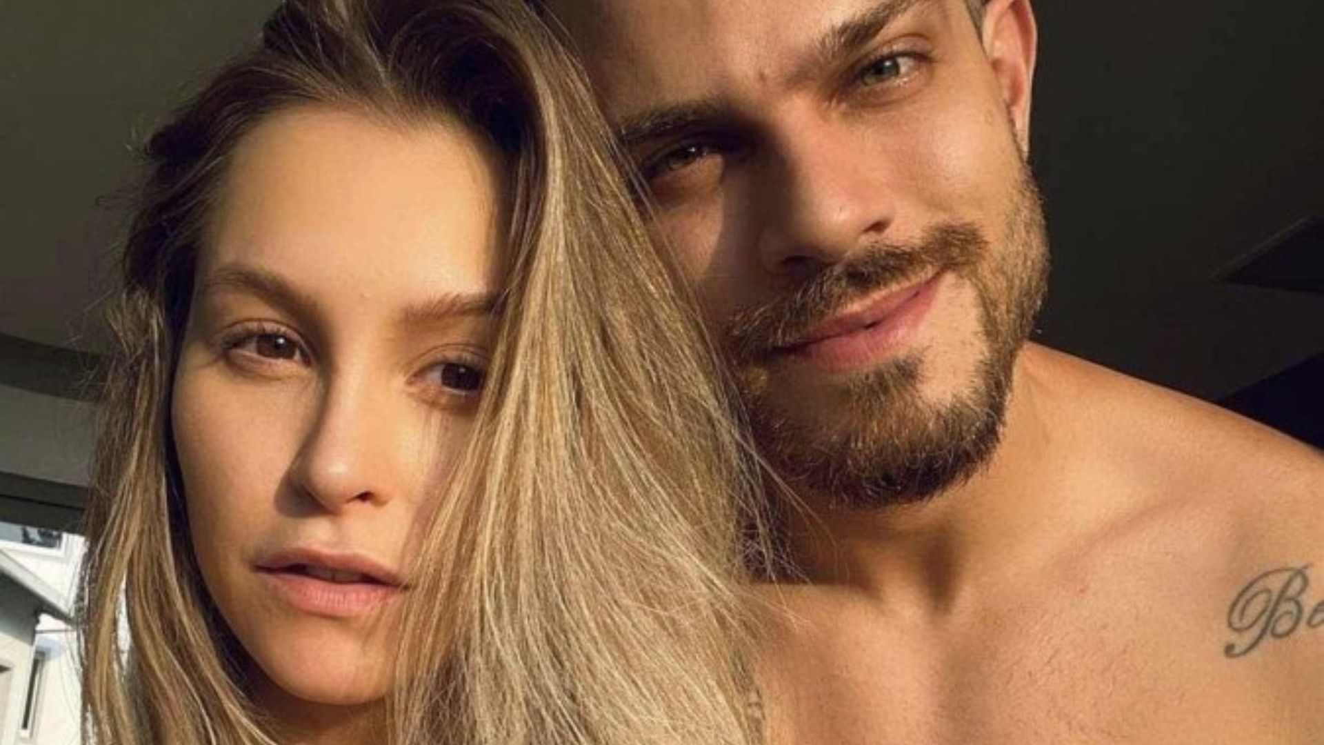 Casal ioiô? Carla Diaz e Felipe Becari são flagrados em clima de romance
