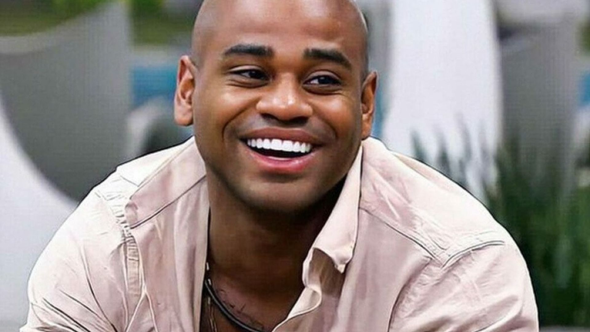 Ex-ficante de Black expõe enfermeiro e detona namoro com Kally