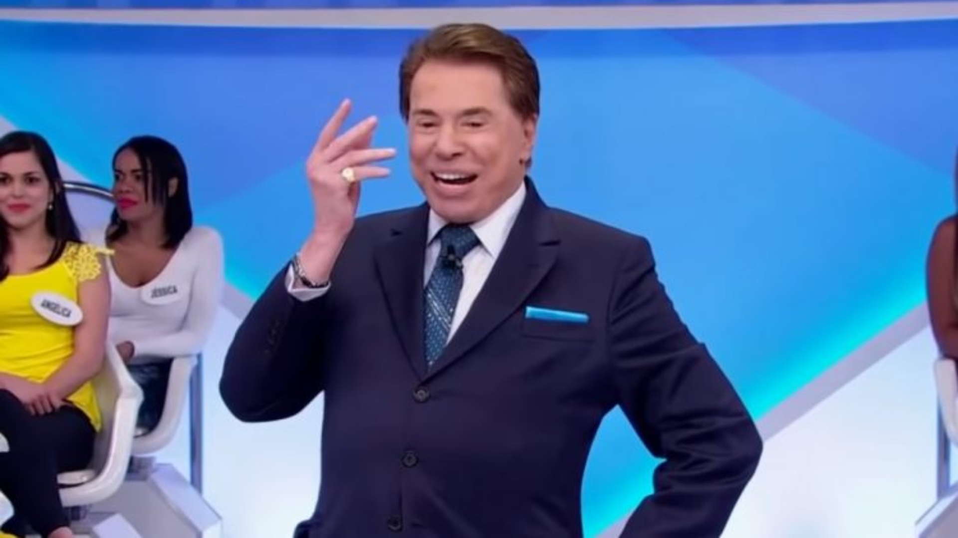 Do camelô ao sucesso: Com quantos anos Silvio Santos ficou rico?
