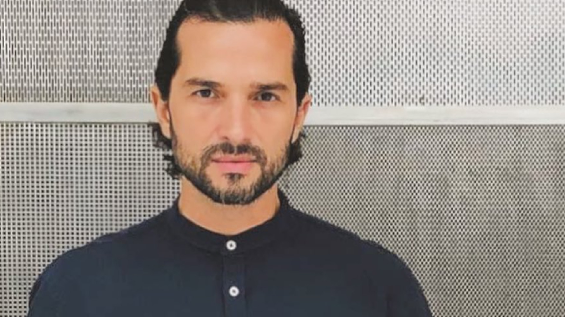 Ator da RecordTV desaparece e familiares relatam estranhas mensagens: “Não é ele”