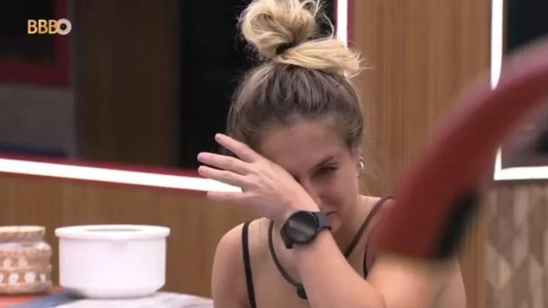 BBB23: Bruna Griphao se acidenta e brother entra em desespero: “No olho”
