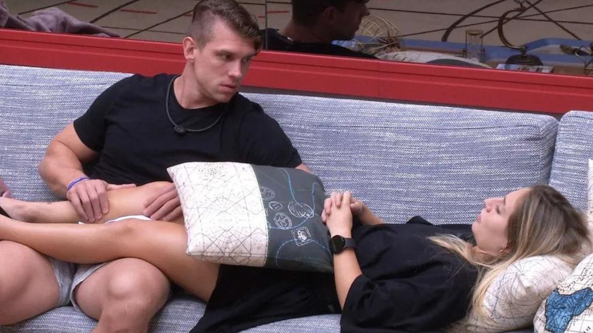 BBB23: Mais um? Cristian trai aliados e arma plano com Bruna Griphao: “Terceiro grupo”