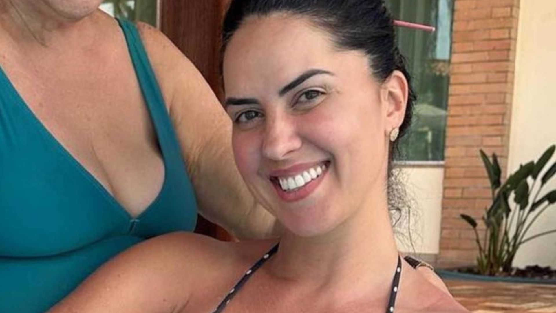 Graciele Lacerda impressiona ao posar em clique raríssimo ao lado da mãe: “Lindas”