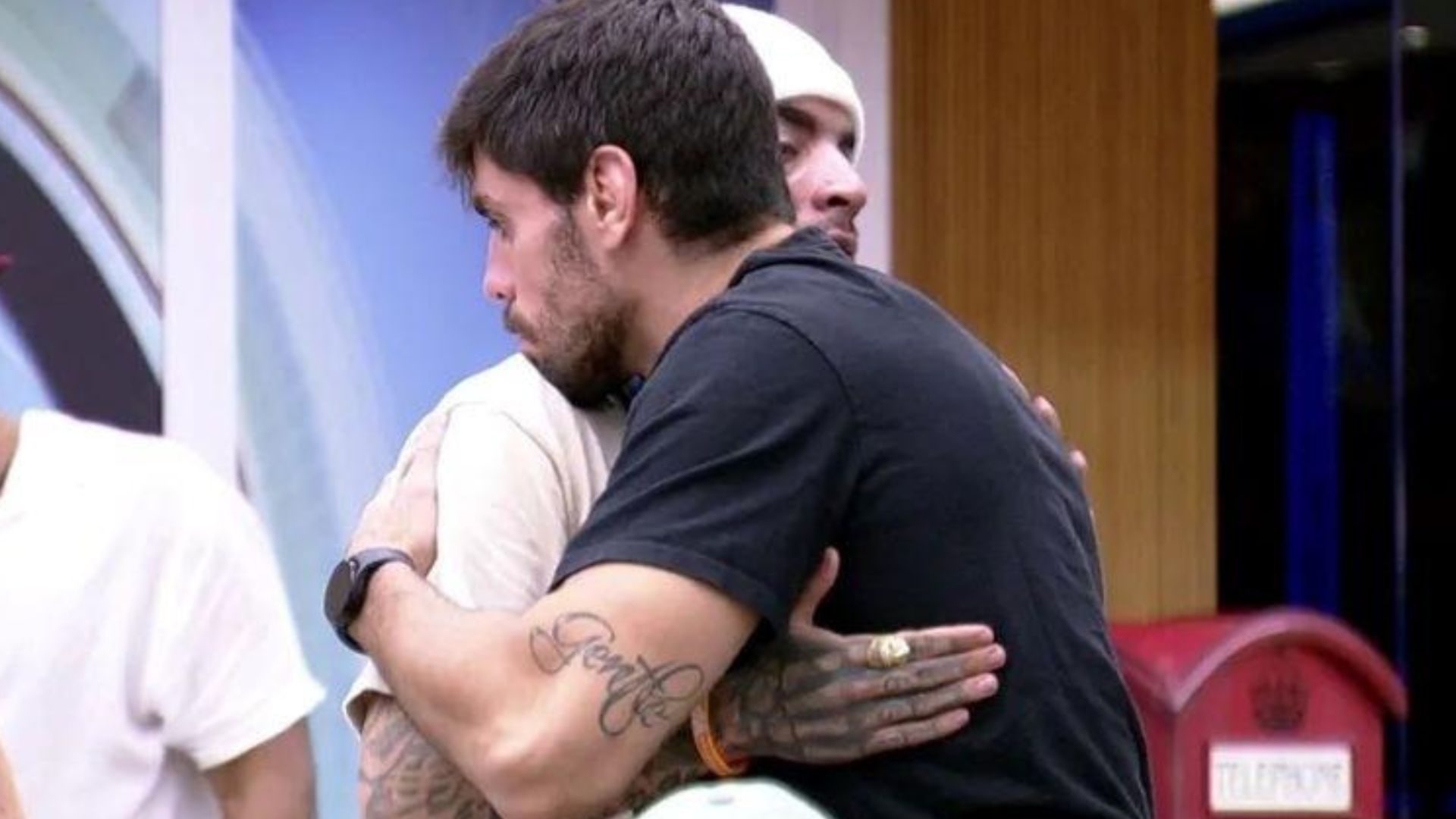 BBB23: Após briga, MC Guimê faz as pazes com Cara de Sapato: “Ciumento”