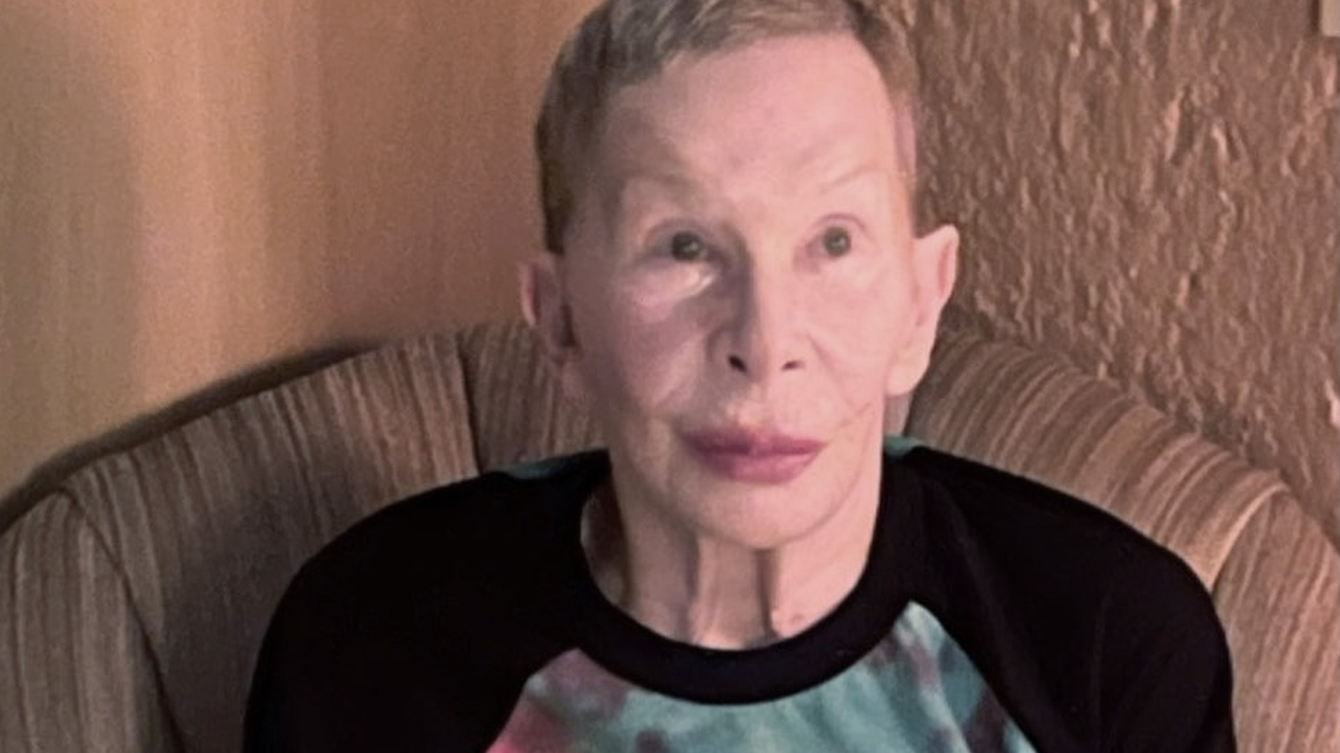 Aos 75 anos, Rita Lee é internada às pressas: “Estado extremamente delicado”
