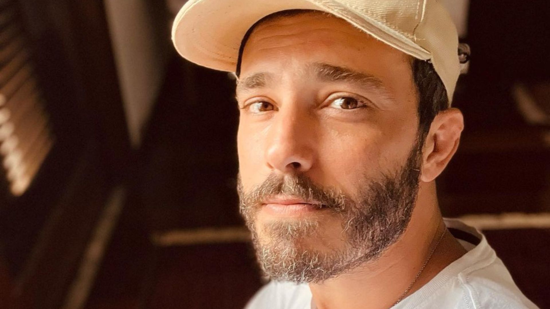 Thiago Rodrigues reaparece após escândalo e promete reviravolta: “Não sabem”