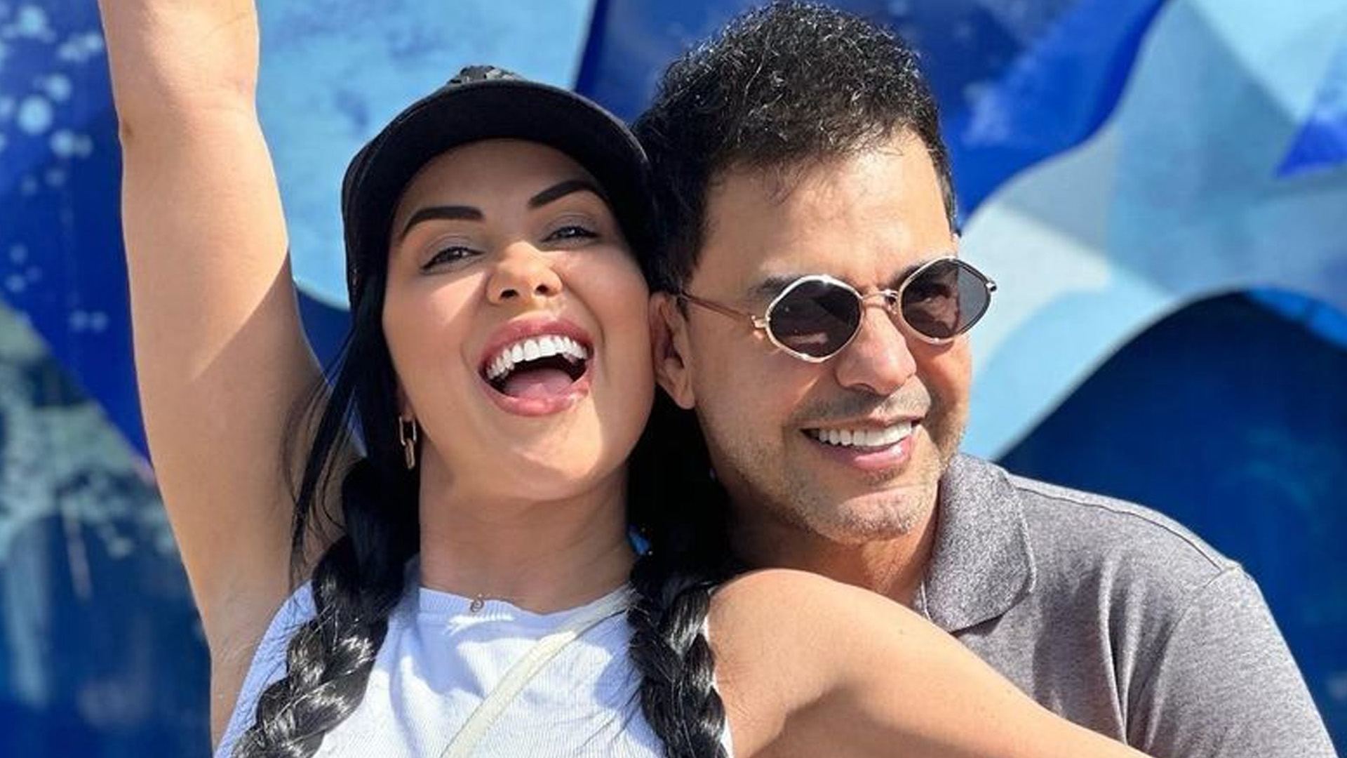 Zezé di Camargo e Graciele Lacerda recebem proposta indecente de seguidora: “Gostosos”