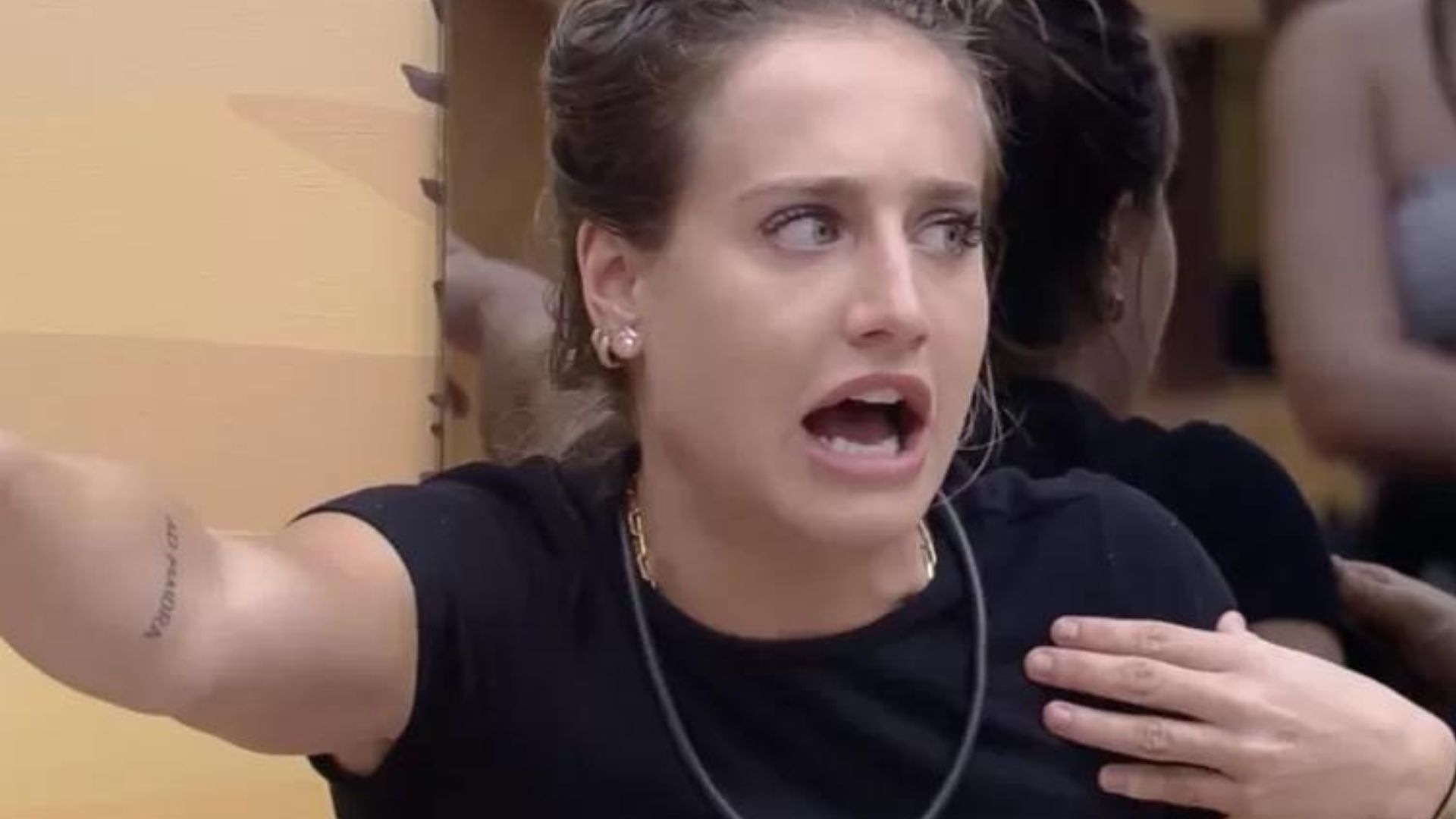BBB23: Bruna Griphao se revolta com o próprio grupo e anuncia rompimento: “Pra mim deu”