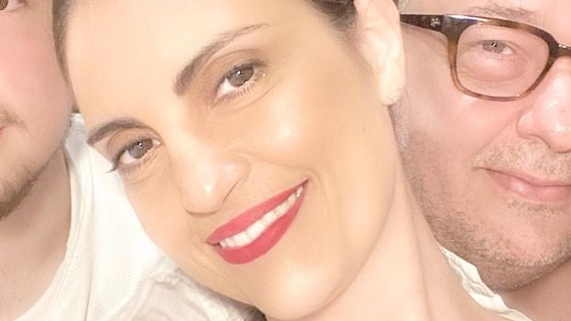 O tempo passa! Chris Flores posa em clique raro com filho já crescido: “Peso da idade”