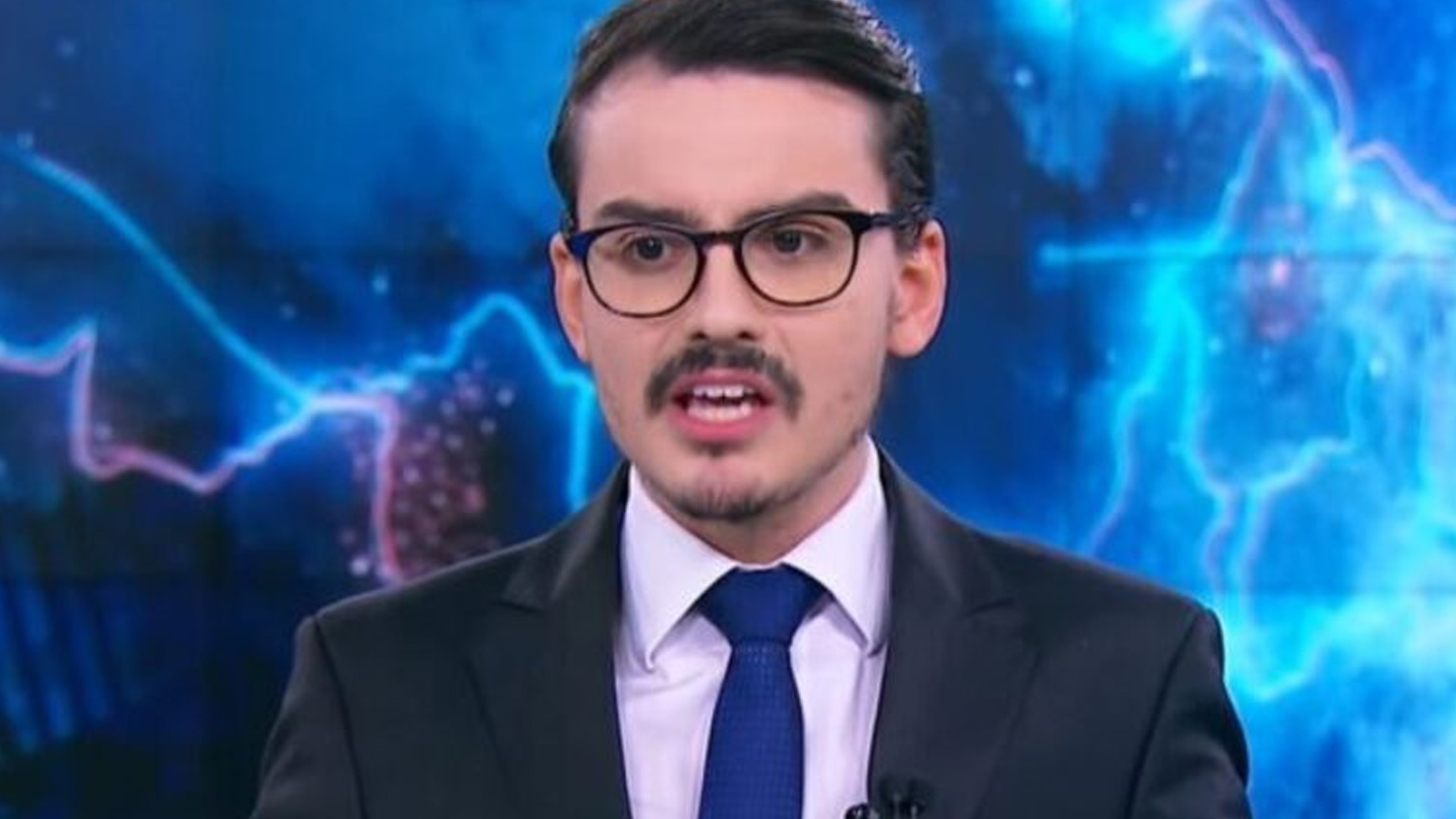 O que aconteceu? SBT explica sumiço de Dudu Camargo após boatos nos bastidores