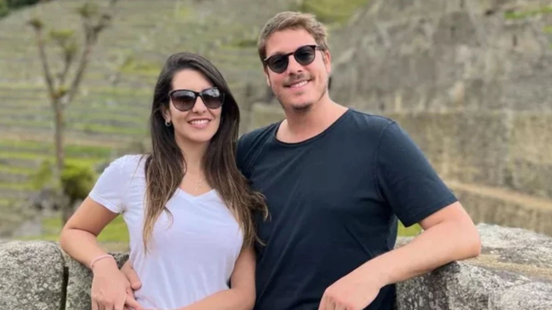 Fábio Porchat e Nataly Mega colocam fim em casamento após 5 anos; saiba o motivo