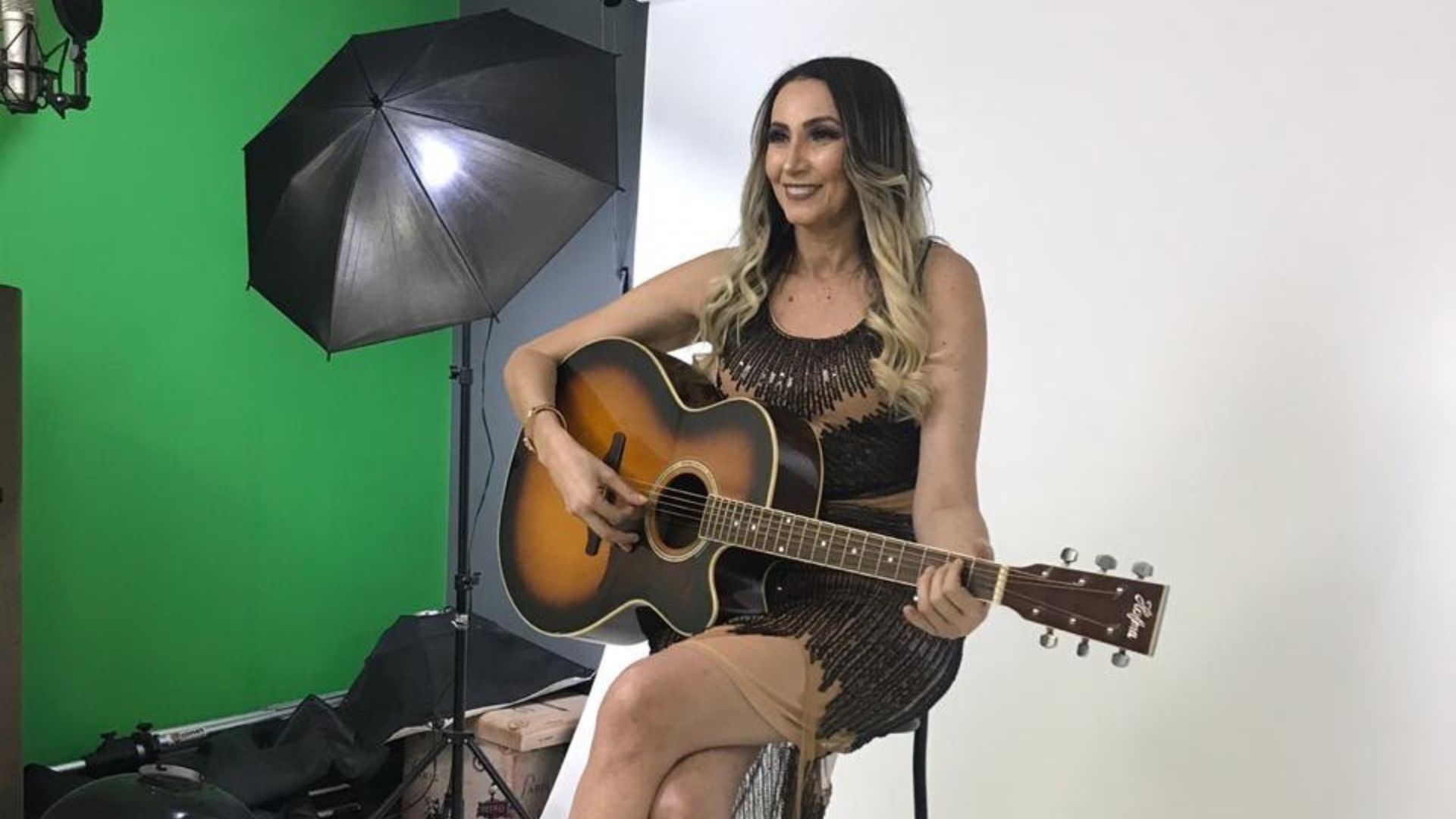 Morre aos 49 anos a cantora Rita de Cássia; ela lutou contra doença rara