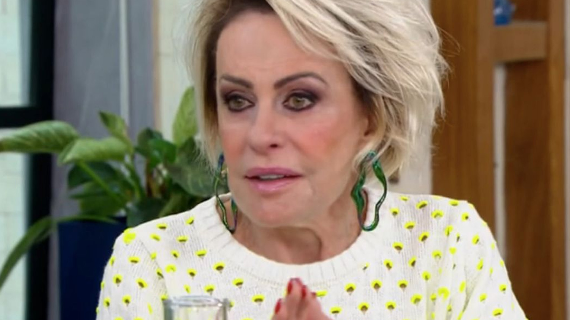 Ana Maria Braga não comparece no ‘Mais Você’ e motivo é exposto: “Ajuda”