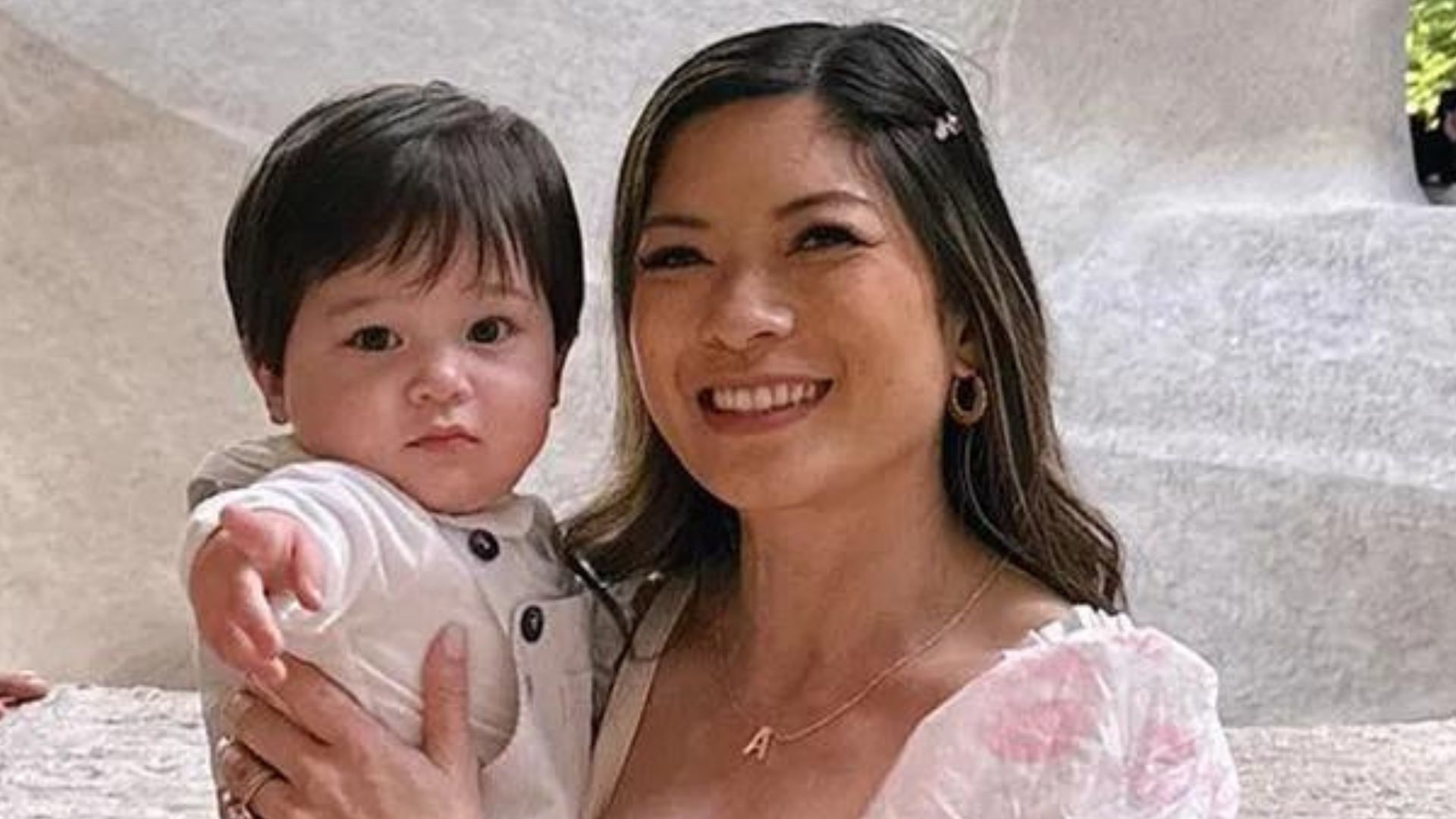 Influenciadora surge desesperada após a morte do filho: “Por que isso está acontecendo?”