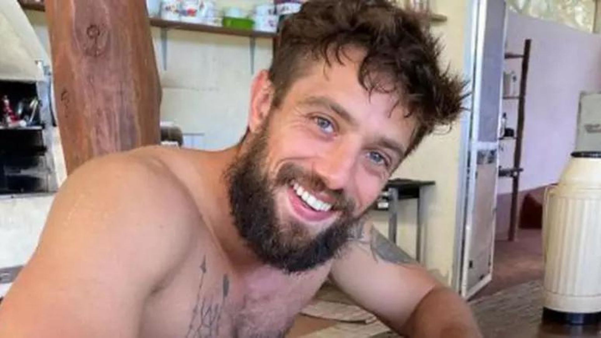 E agora? Rafael Cardoso engravida moça do interior e viaja para prestar assistência