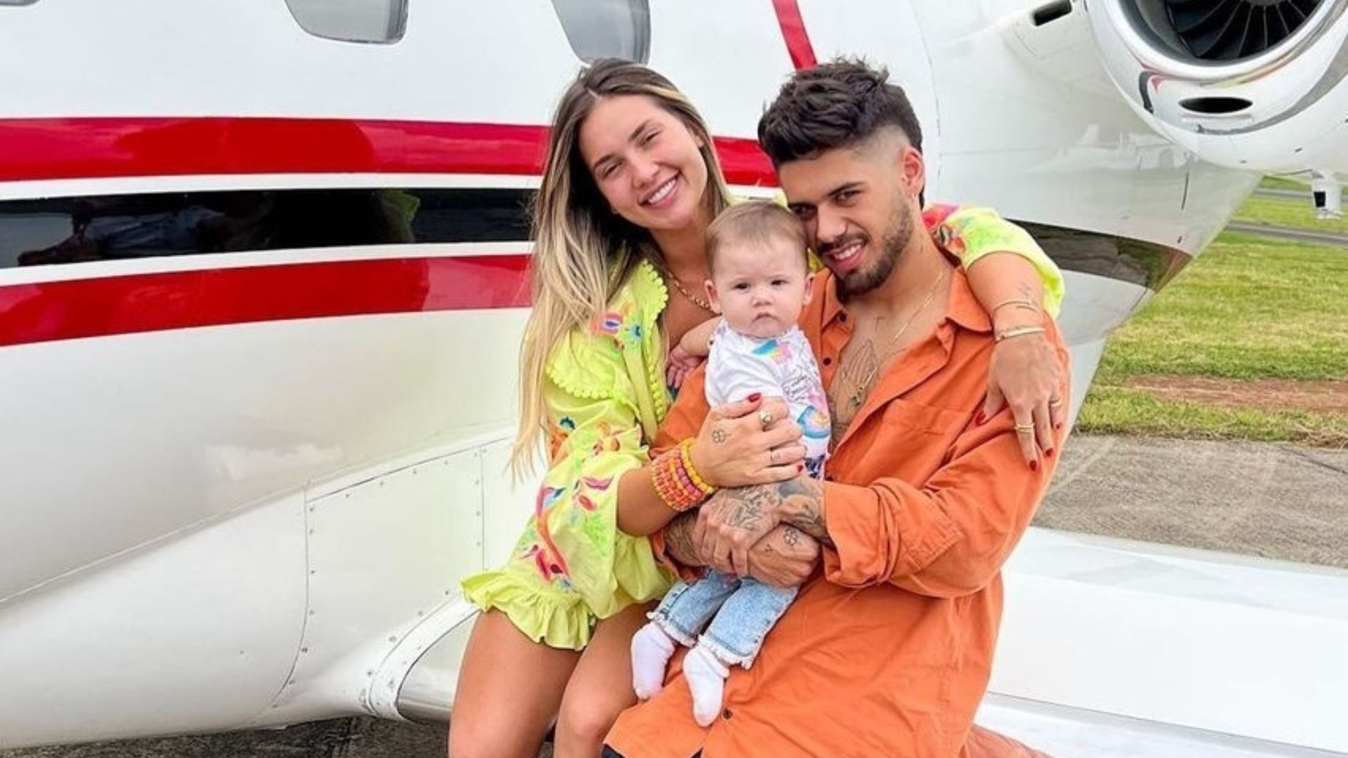 Foi tudo marketing? Avião de Zé Felipe não está registrado no nome do cantor