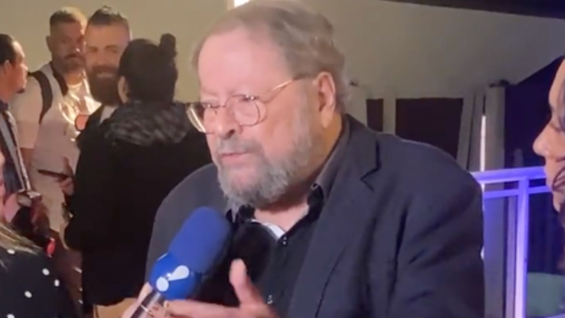 Aos 84 anos, Carlos Vereza reafirma opinião polêmica após críticas: “Não me arrependo”