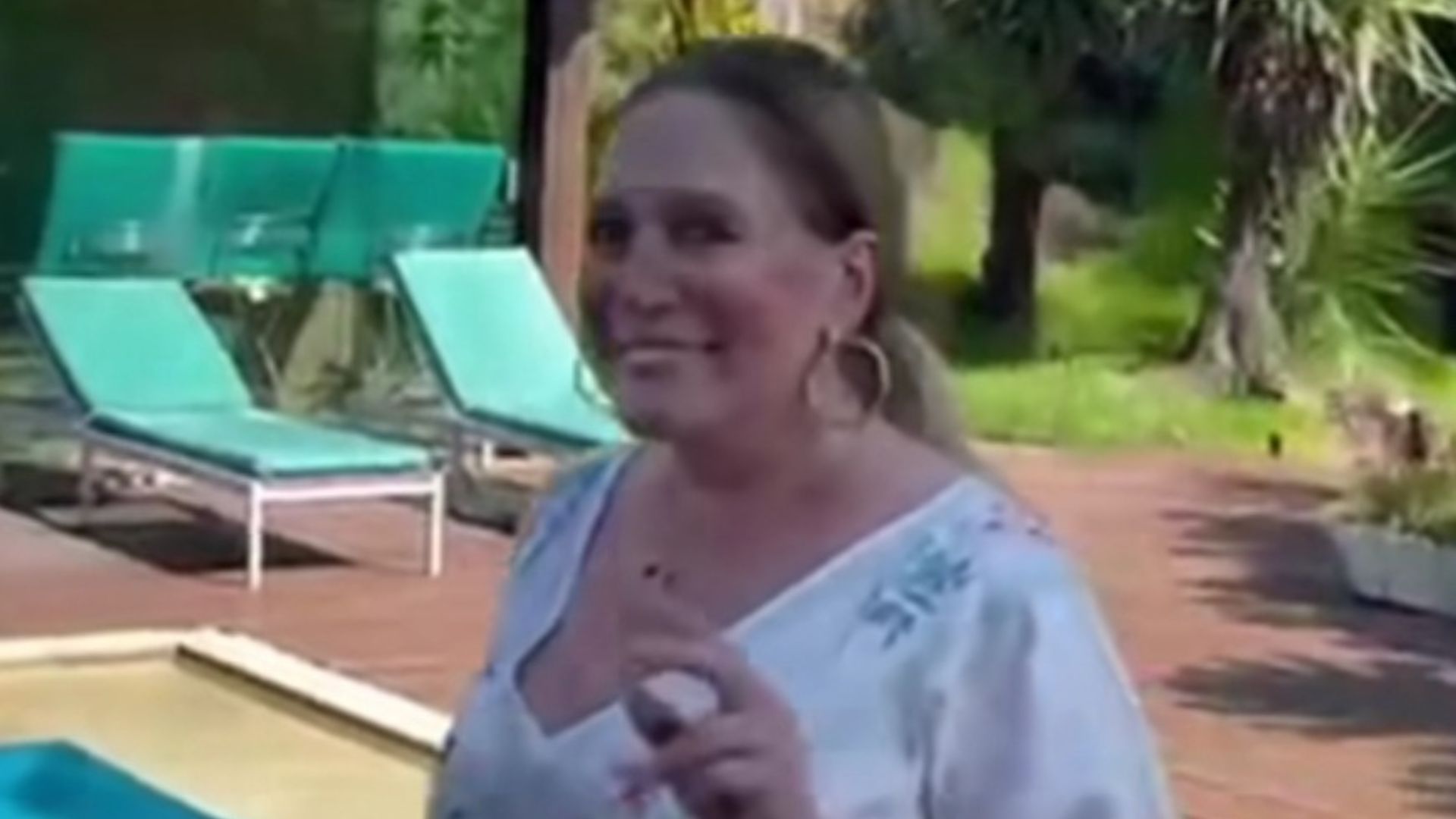Deslumbrante! Susana Vieira mostra área externa de sua mansão no Rio de Janeiro