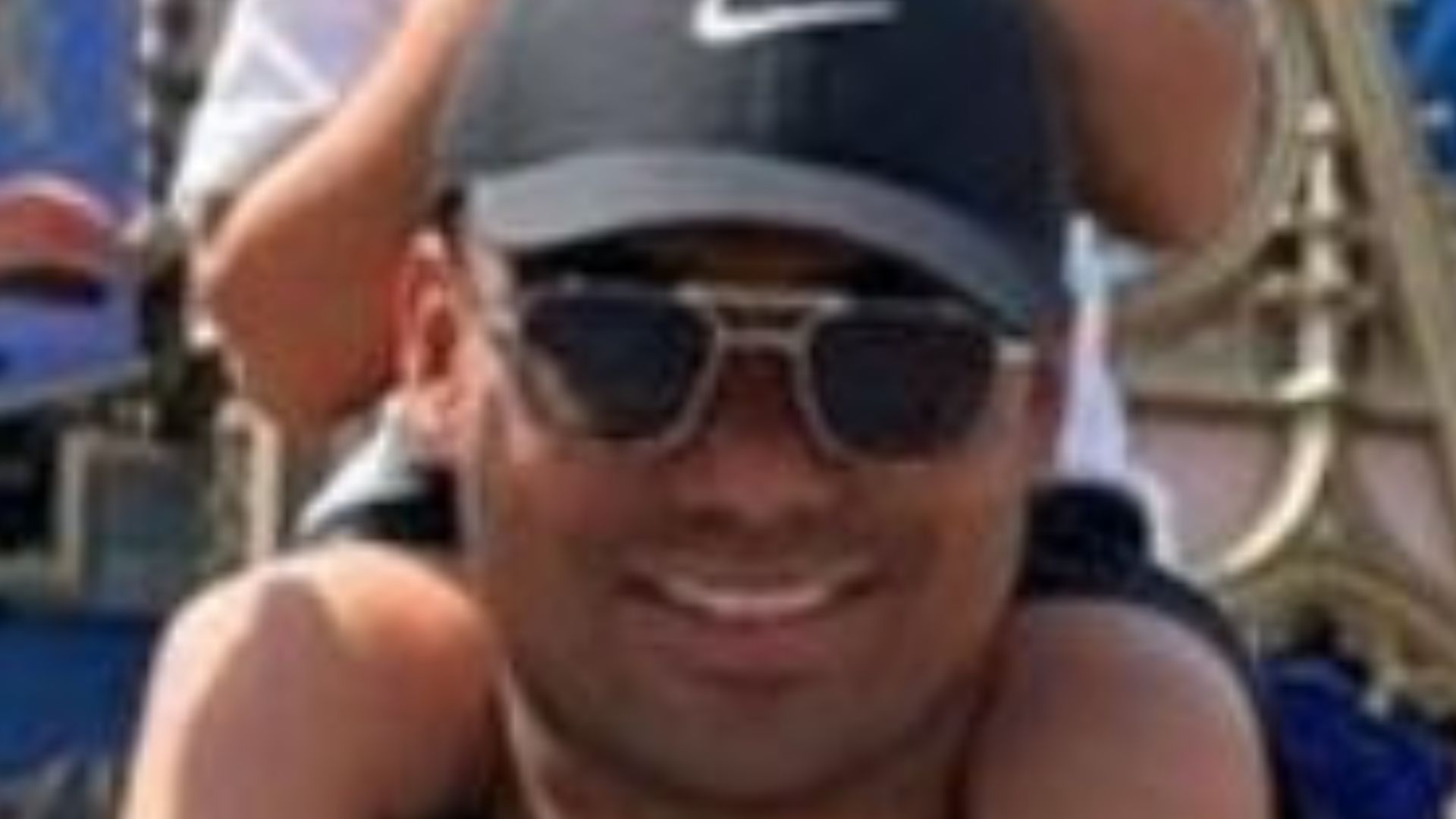 Gente? Casemiro foge de polêmica de traição com viagem em família à Disney