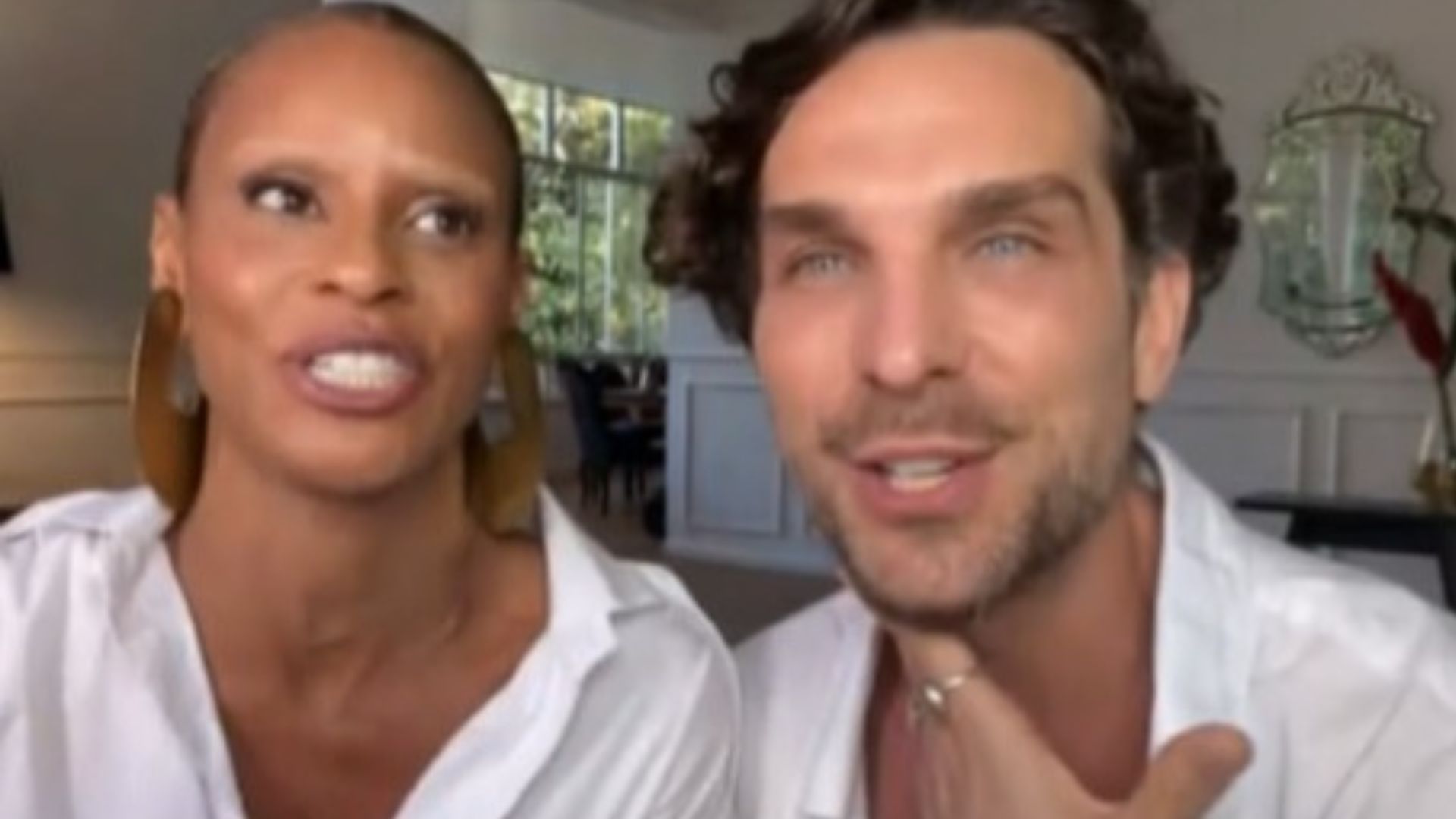 Em casamento aberto, Igor Rickli abre intimidade com Aline Wirley no ‘Encontro’: “Em casa”