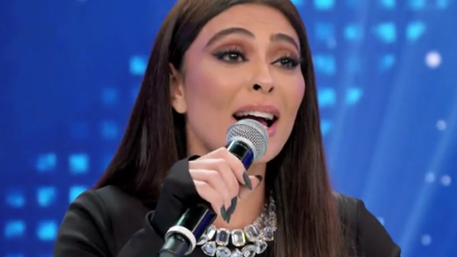 Juliana Paes rompe último vínculo com a Globo e abandona quadro do ‘Caldeirão’