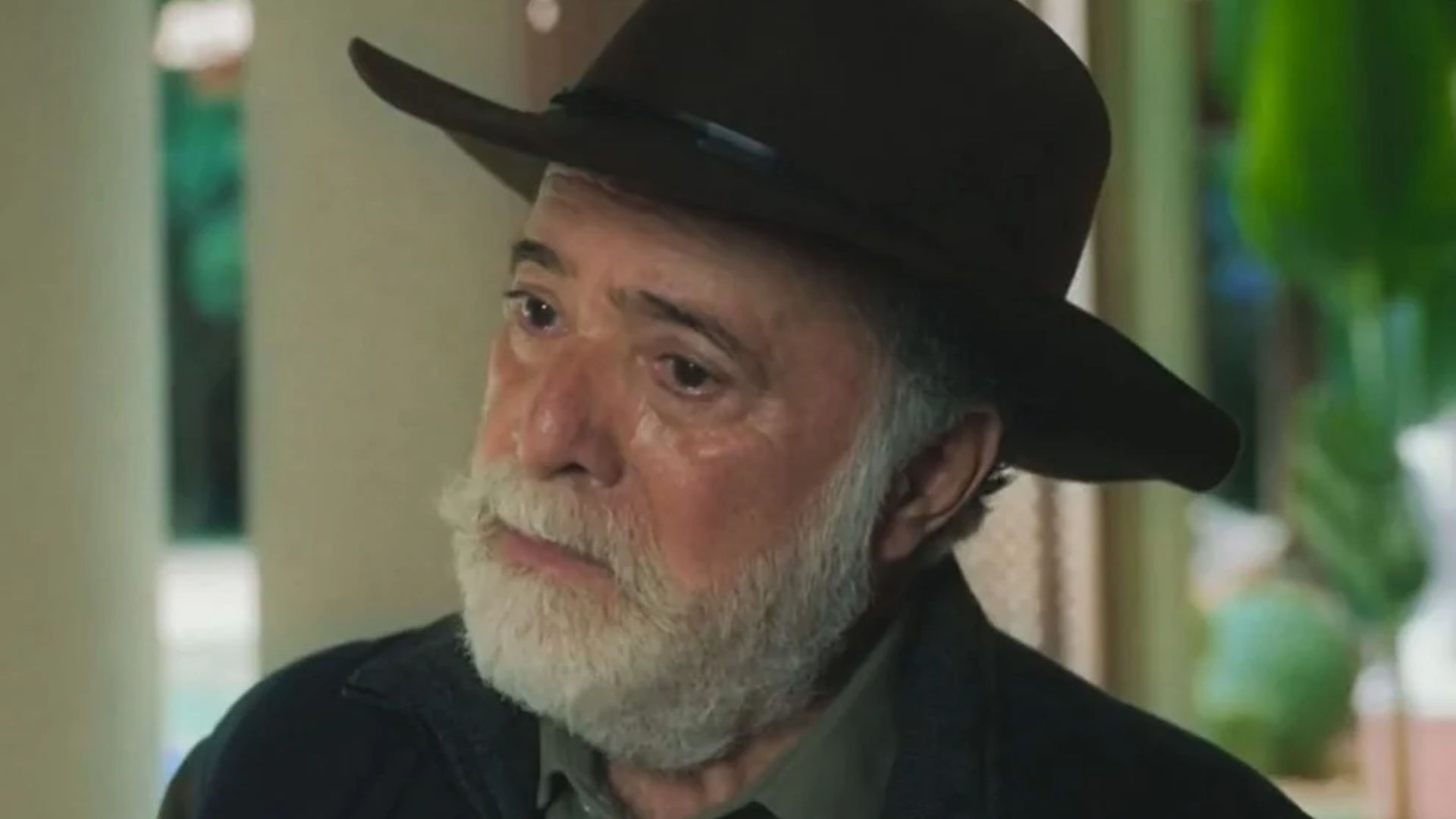 Terra e Paixão: Descarado, Antônio mente sobre sequestro de João: “Com criança não mexo”