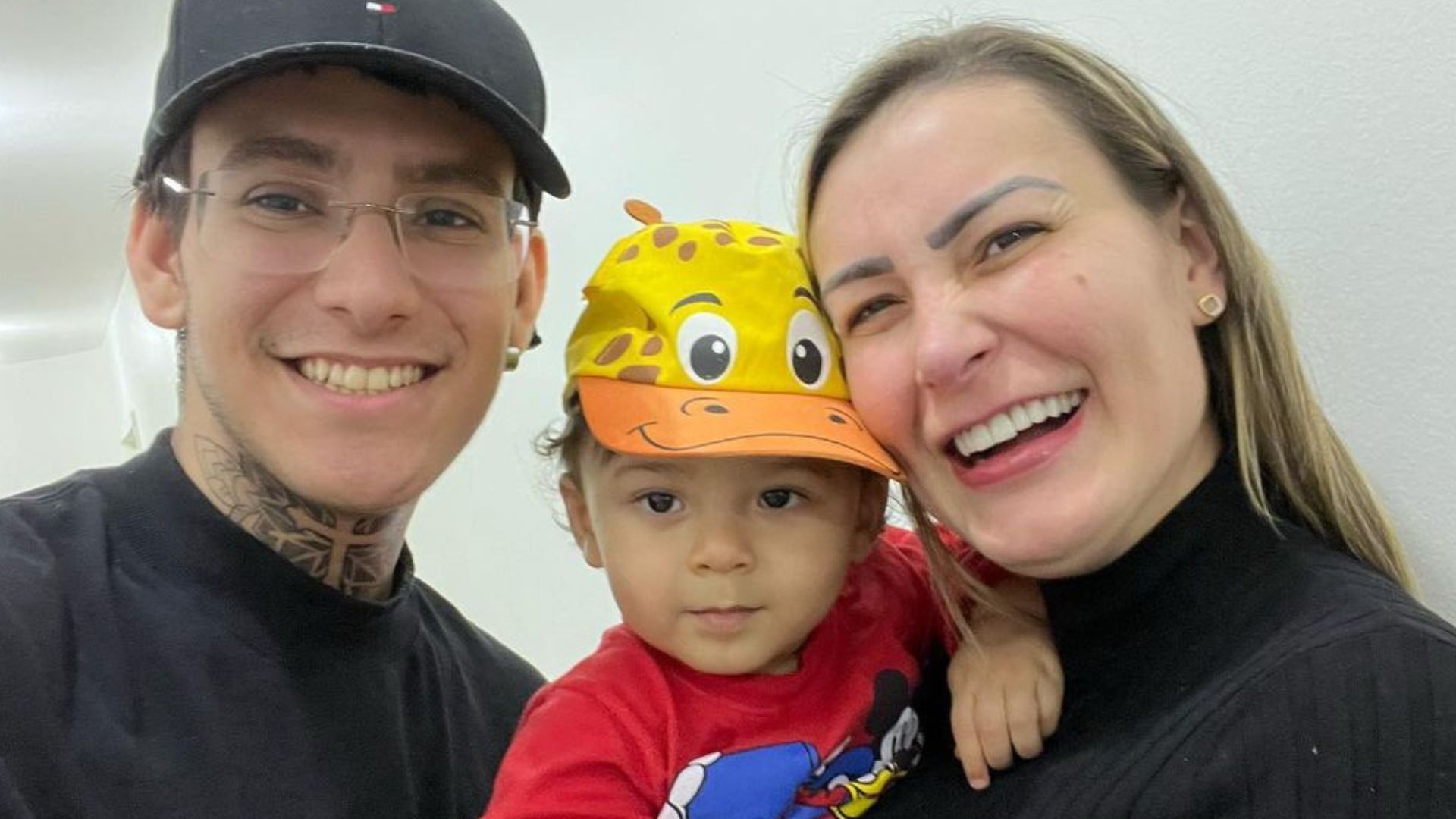 Andressa Urach reencontra o filho após perder a guarda: “Depois de muito tempo”