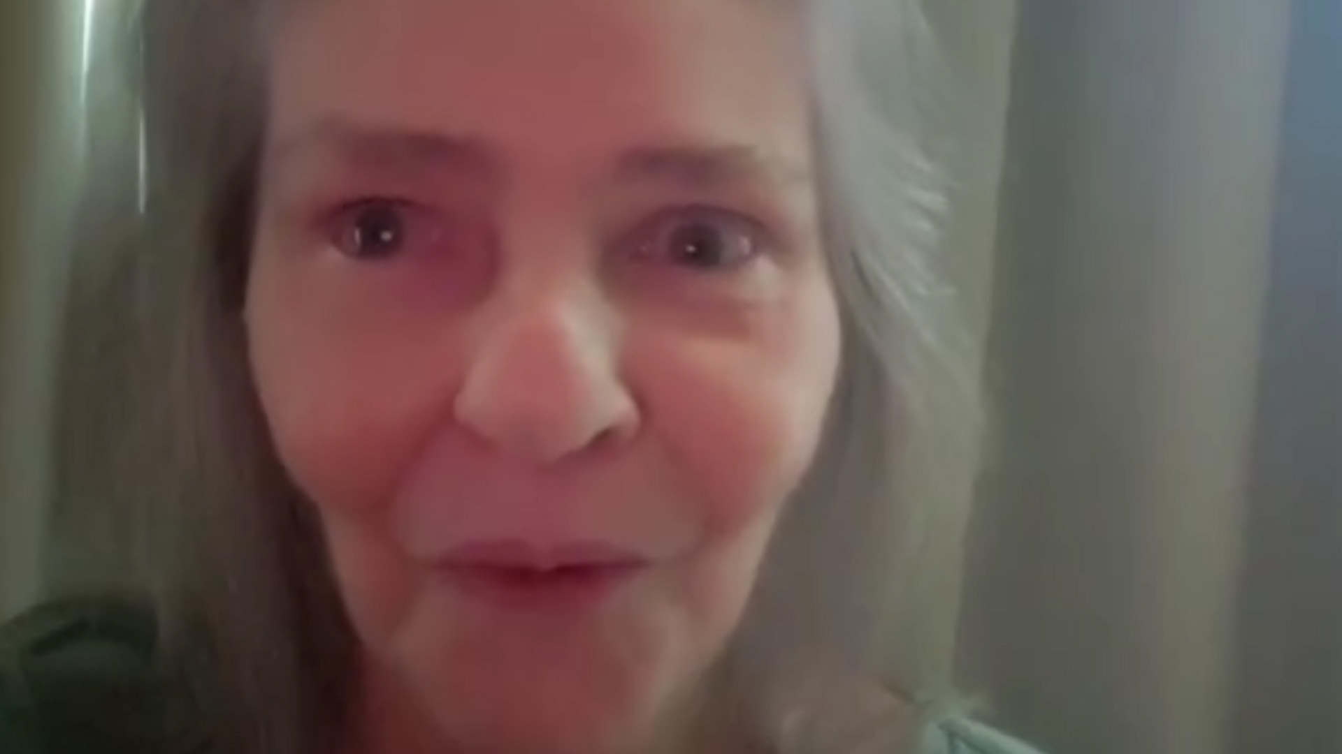 Aos 73 anos, Angela Ro Ro cancela shows e é internada
