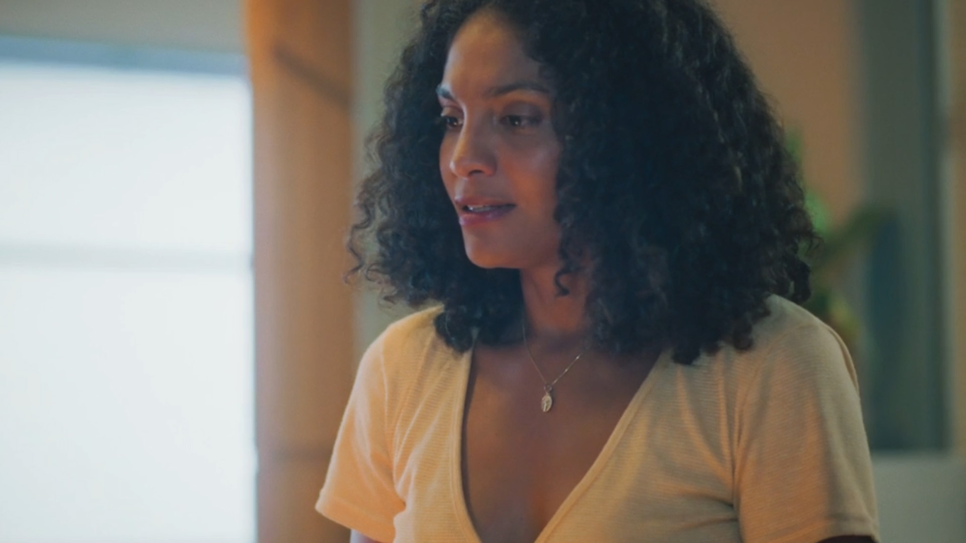 Barbara Reis de ‘Terra e Paixão’ afronta hater nas redes sociais: “Bora”