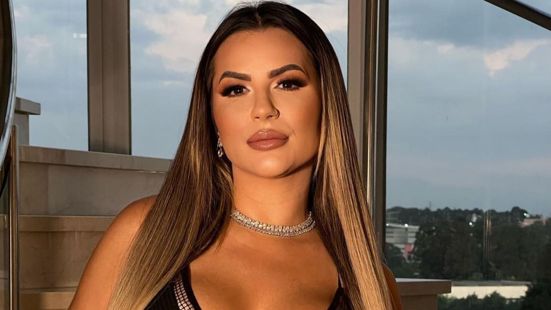 Deolane Bezerra negocia com Record e pode se tornar apresentadora; saiba mais