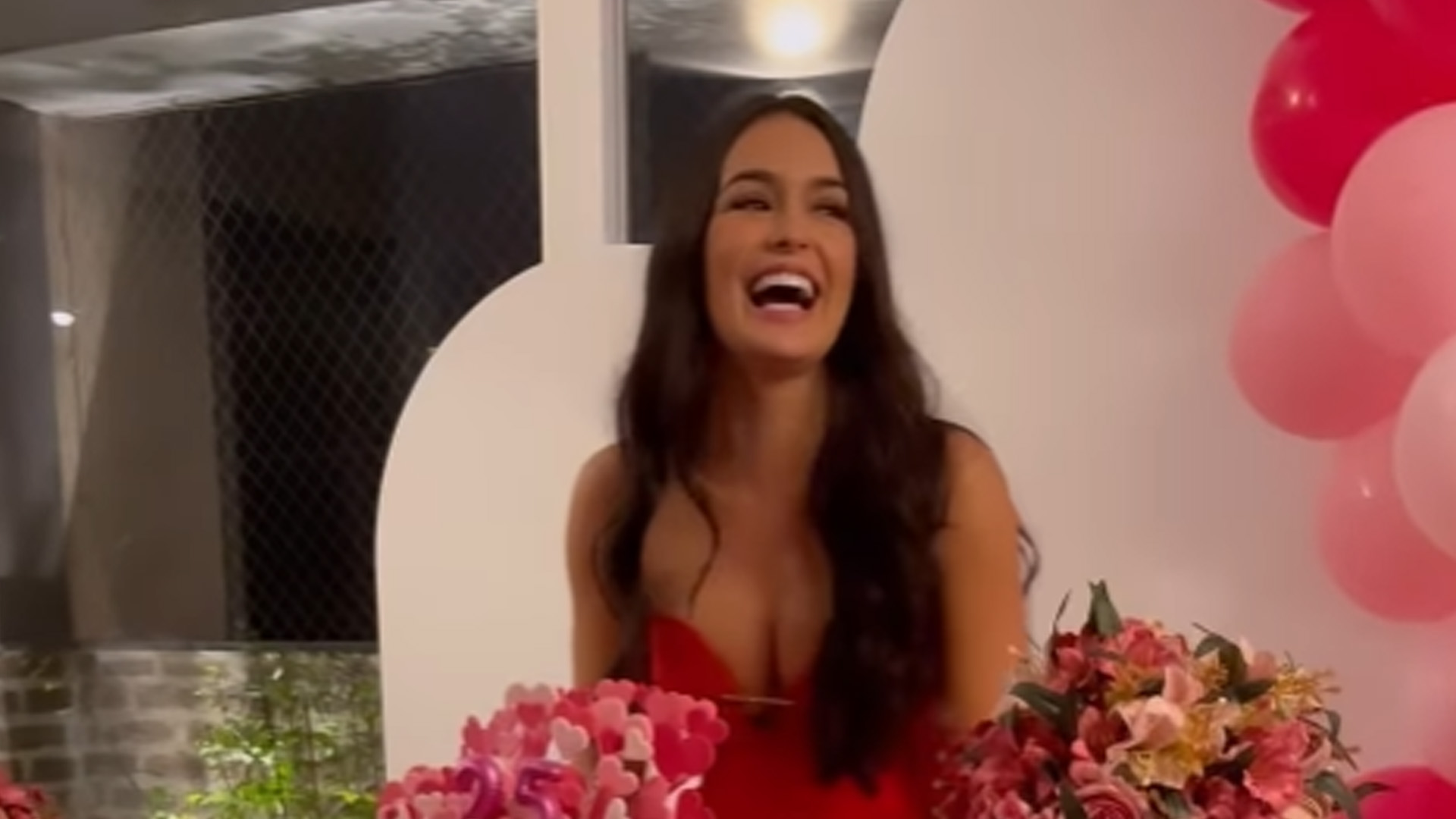 Surpresa! Desérticas não aparecem em festa de aniversário de ex-BBB Larissa Santos