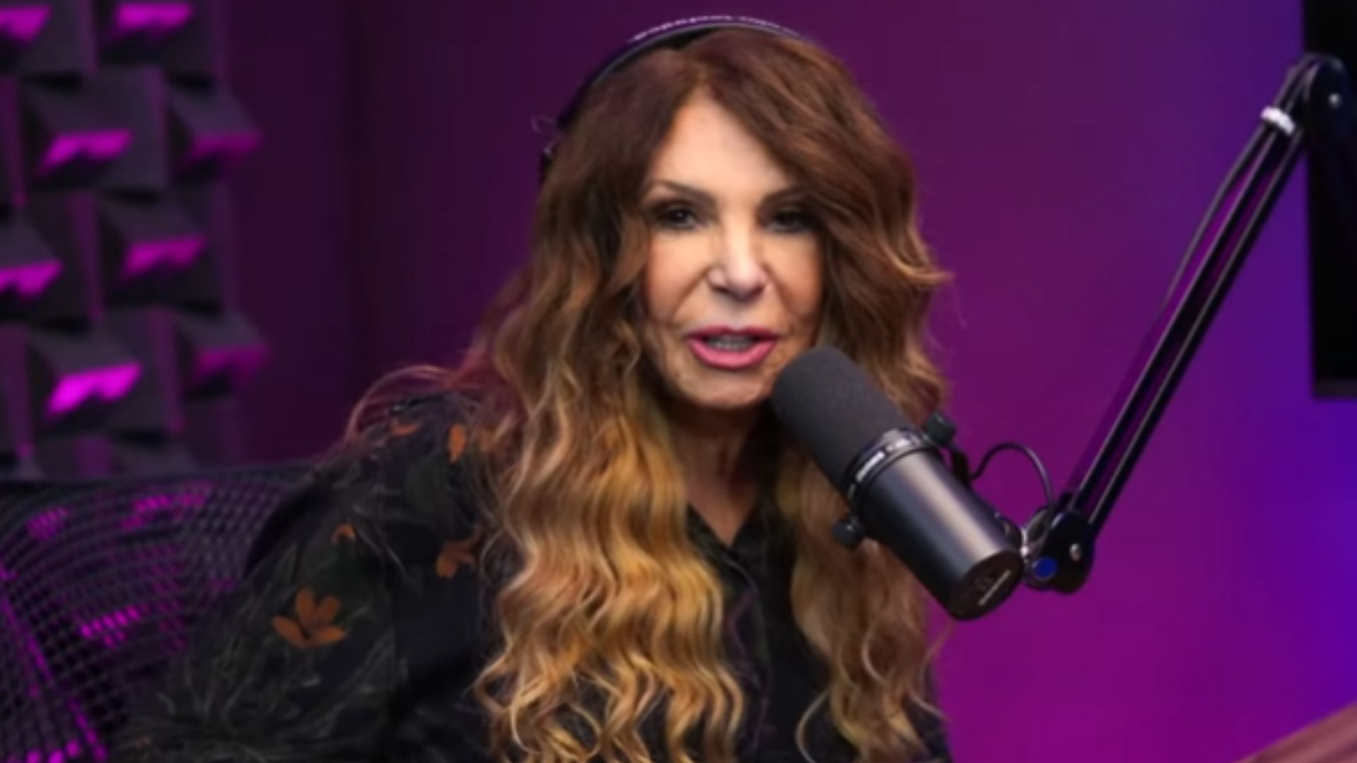 Elba Ramalho fala sobre seu passado amoroso com Maurício Mattar: “Na minha porta”