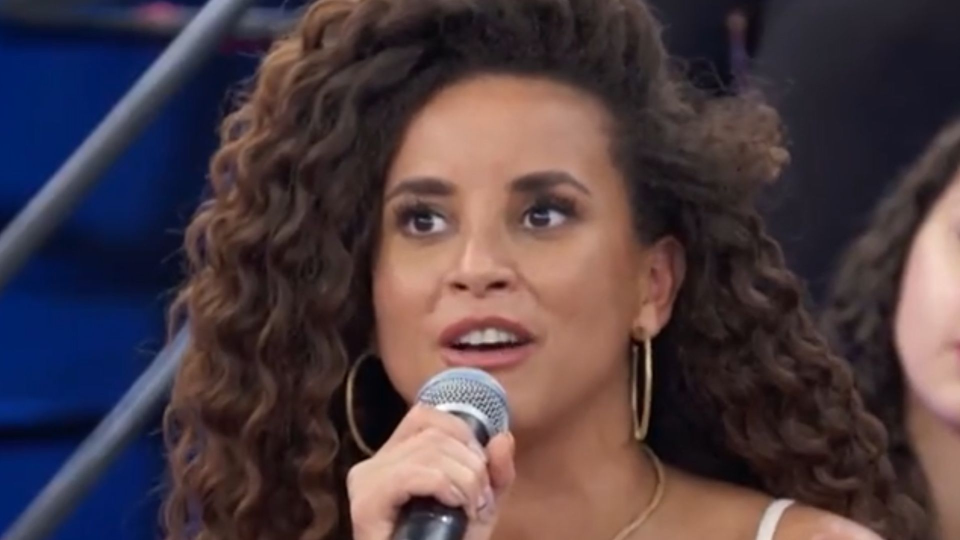 Ex-BBB Domitila Barros expõe futuro com namorado: “A gente conversou”