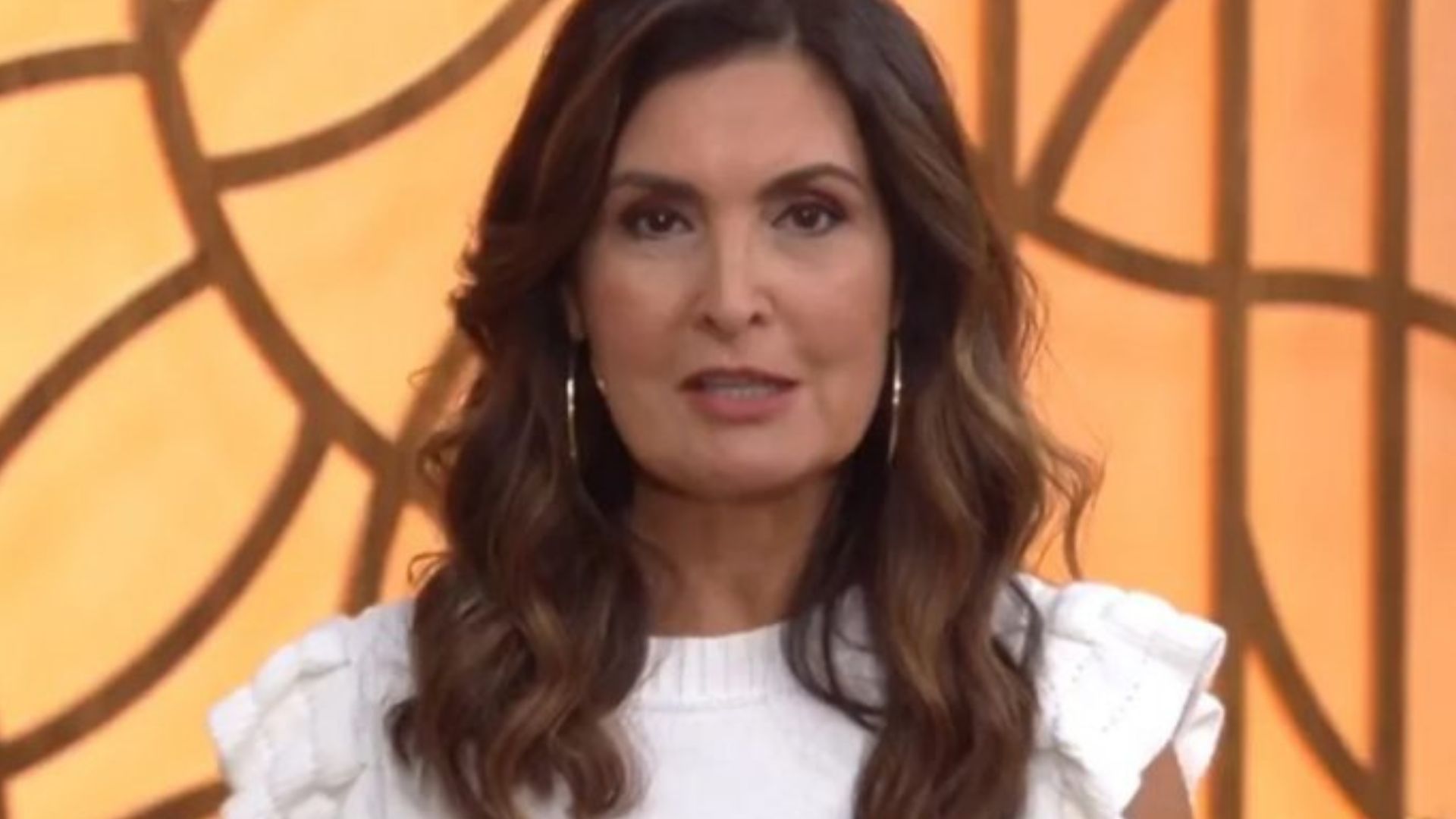 Fátima Bernardes recebe proposta milionária para assumir programa matinal na Globo: “Compromisso”
