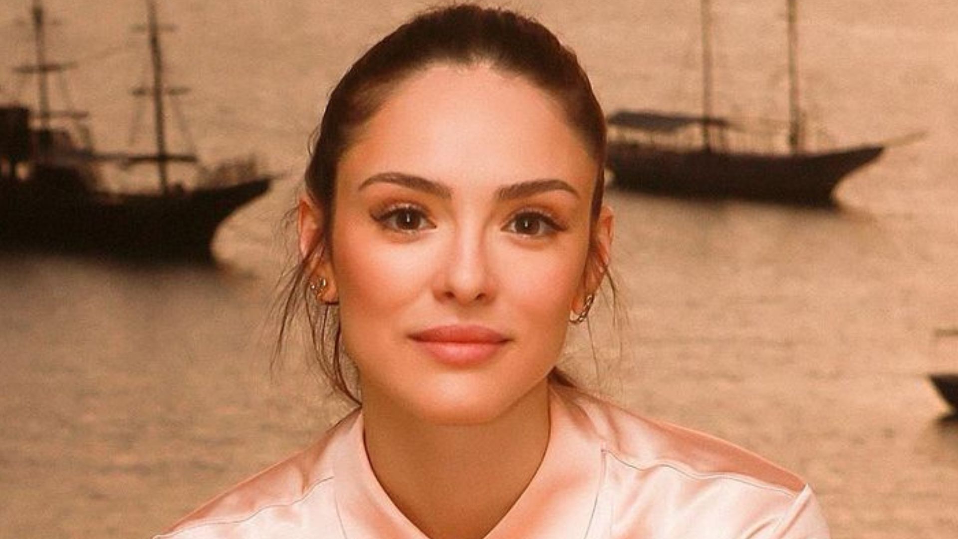Sem trabalhar há quatro anos, Isabelle Drummond deixa a folha de pagamento da Globo