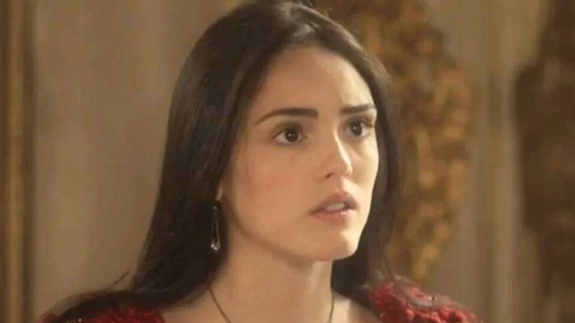 Na geladeira? Afastada da Globo, Isabelle Drummond tem futuro incerto na emissora