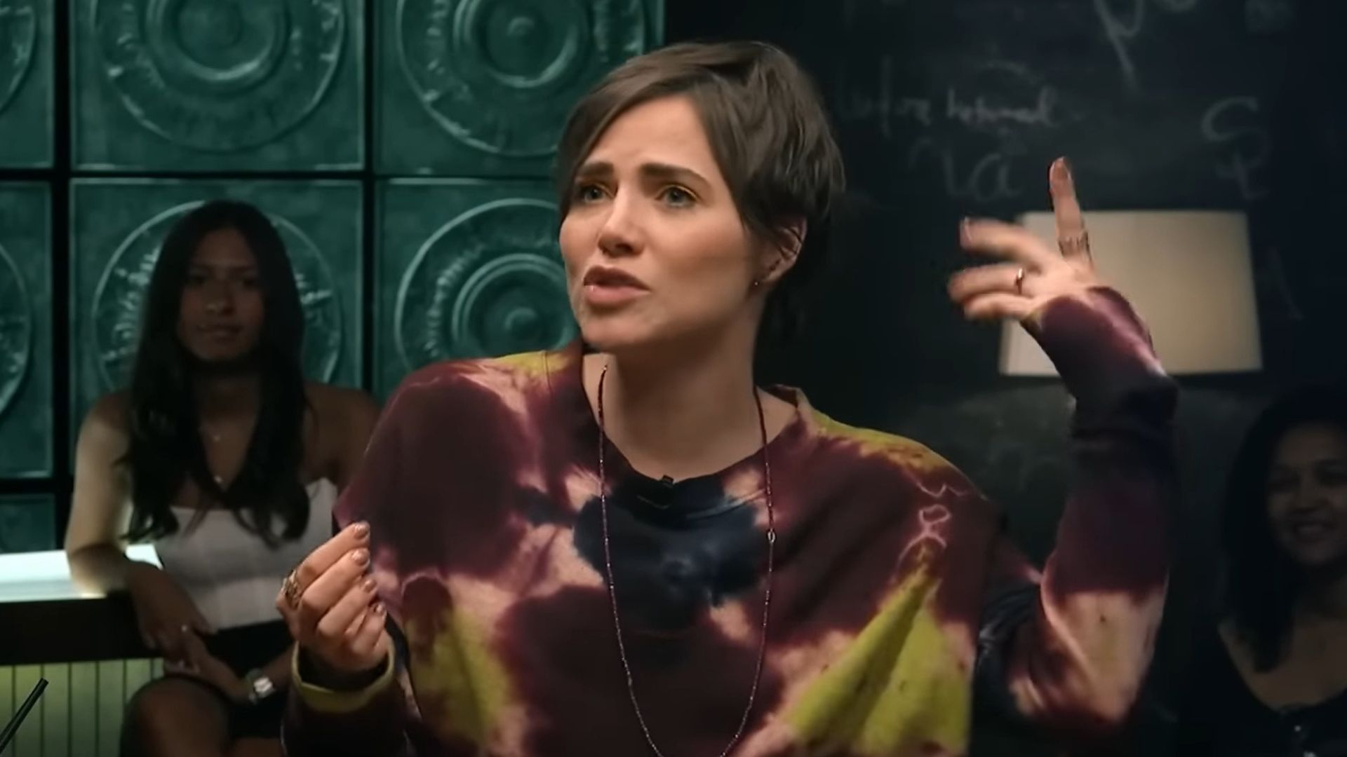 Letícia Colin confessa desespero ao ter parto do filho adiantado: “Comecei a sentir”