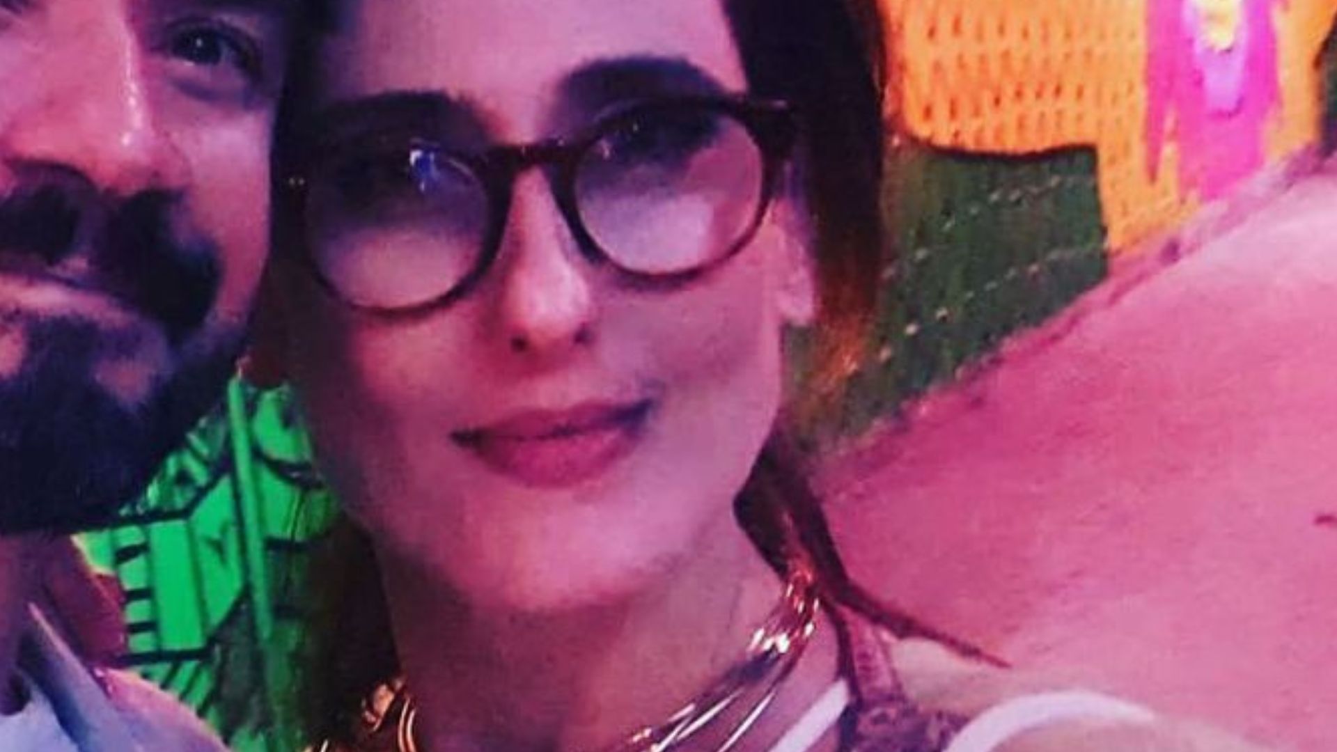 Paola Carosella e namorado gato são barrados em desfile: “Fiquei do lado de fora”