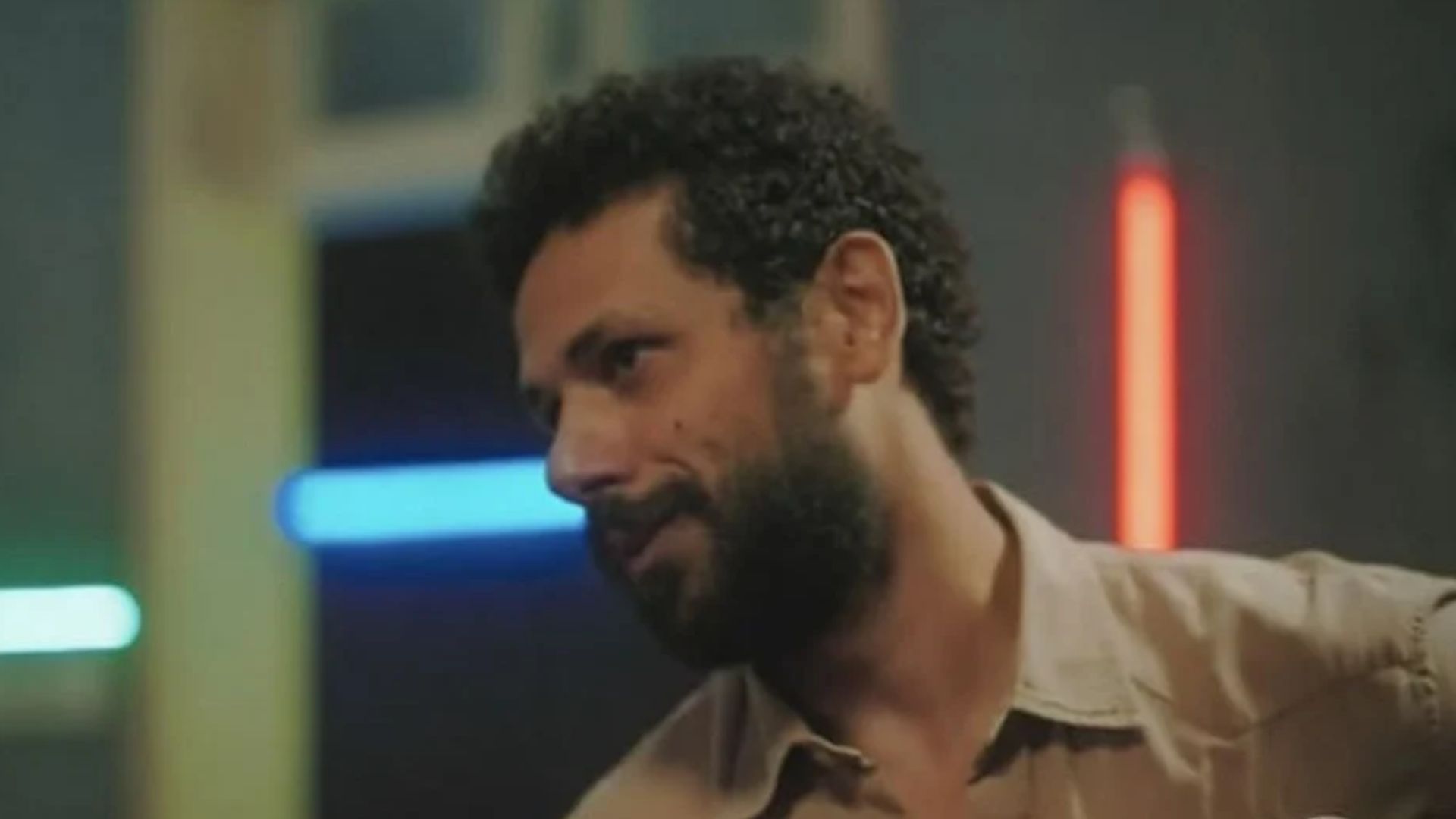 Terra e Paixão: Capataz de Antônio se entrega a romance inesperado: “Mais discreta?”