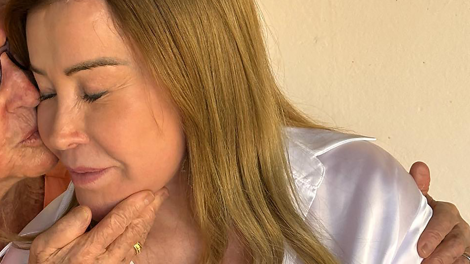 Zilu Camargo se despede da mãe e faz desabafo comovente: “Para sempre”