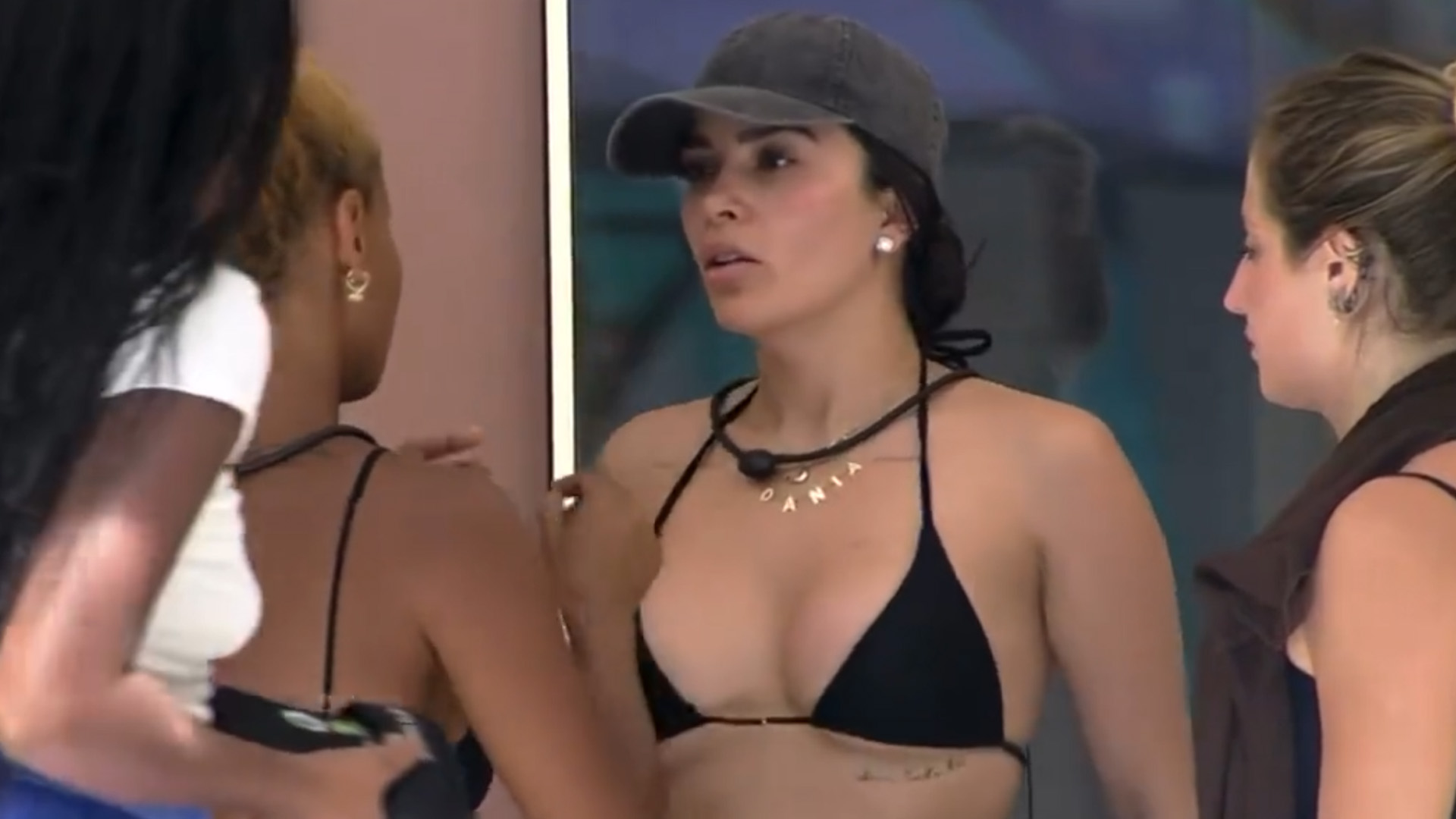 BBB23: Mas já? Após polêmicas, produção manda Dania arrumar as malas