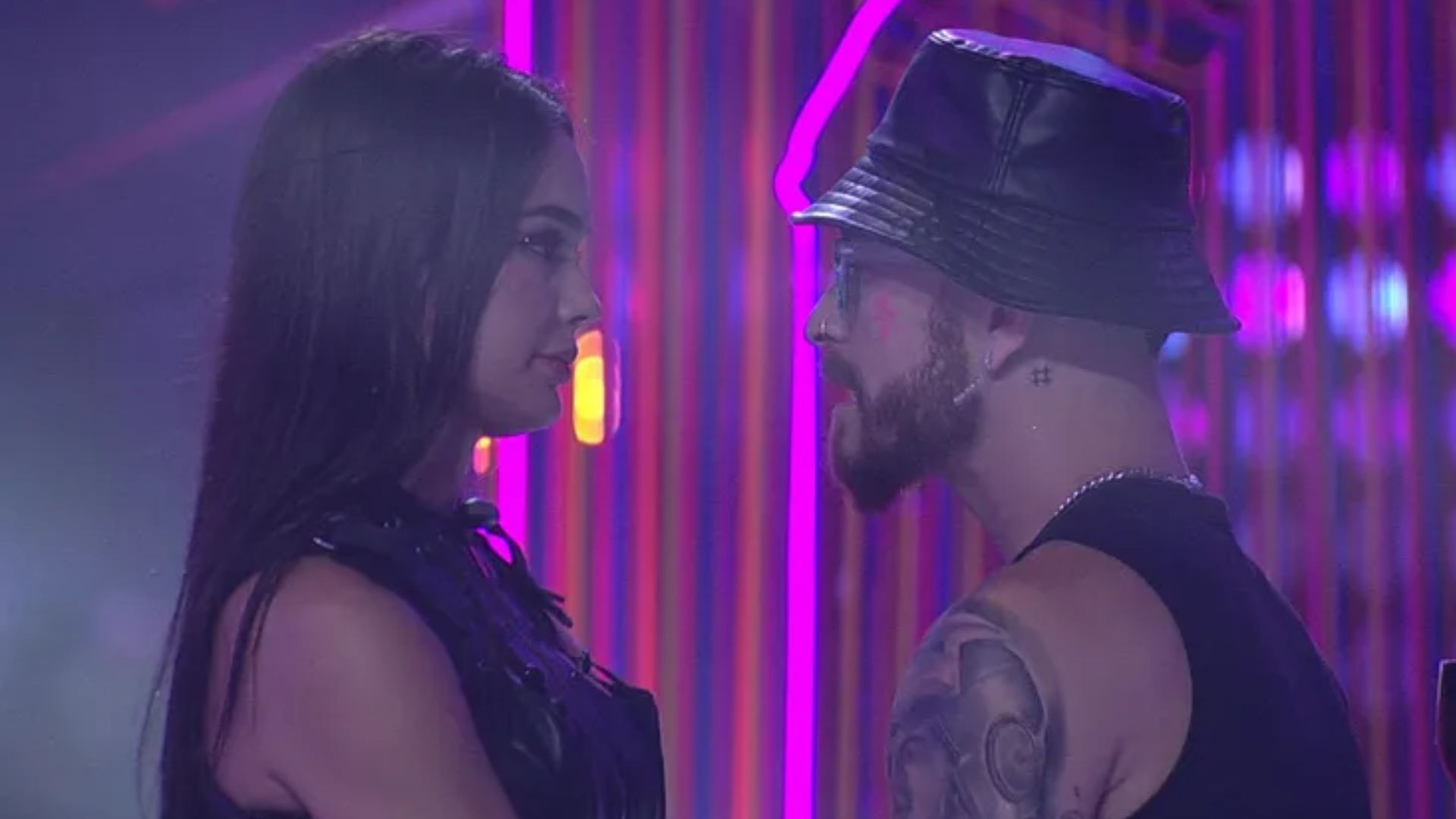 BBB23: Fred e Larissa brigam e trocam ameaças em festa: “Não fica mais”