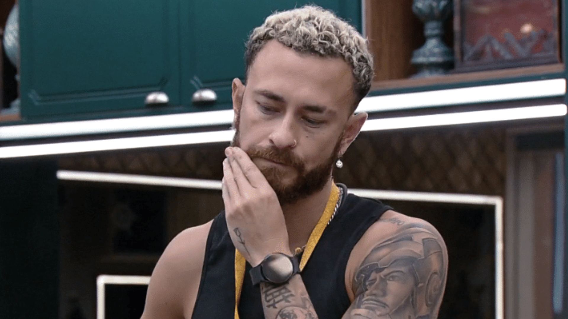 BBB23: Fred se nega a pedir desculpas para Sarah: “Me olhou com raiva”